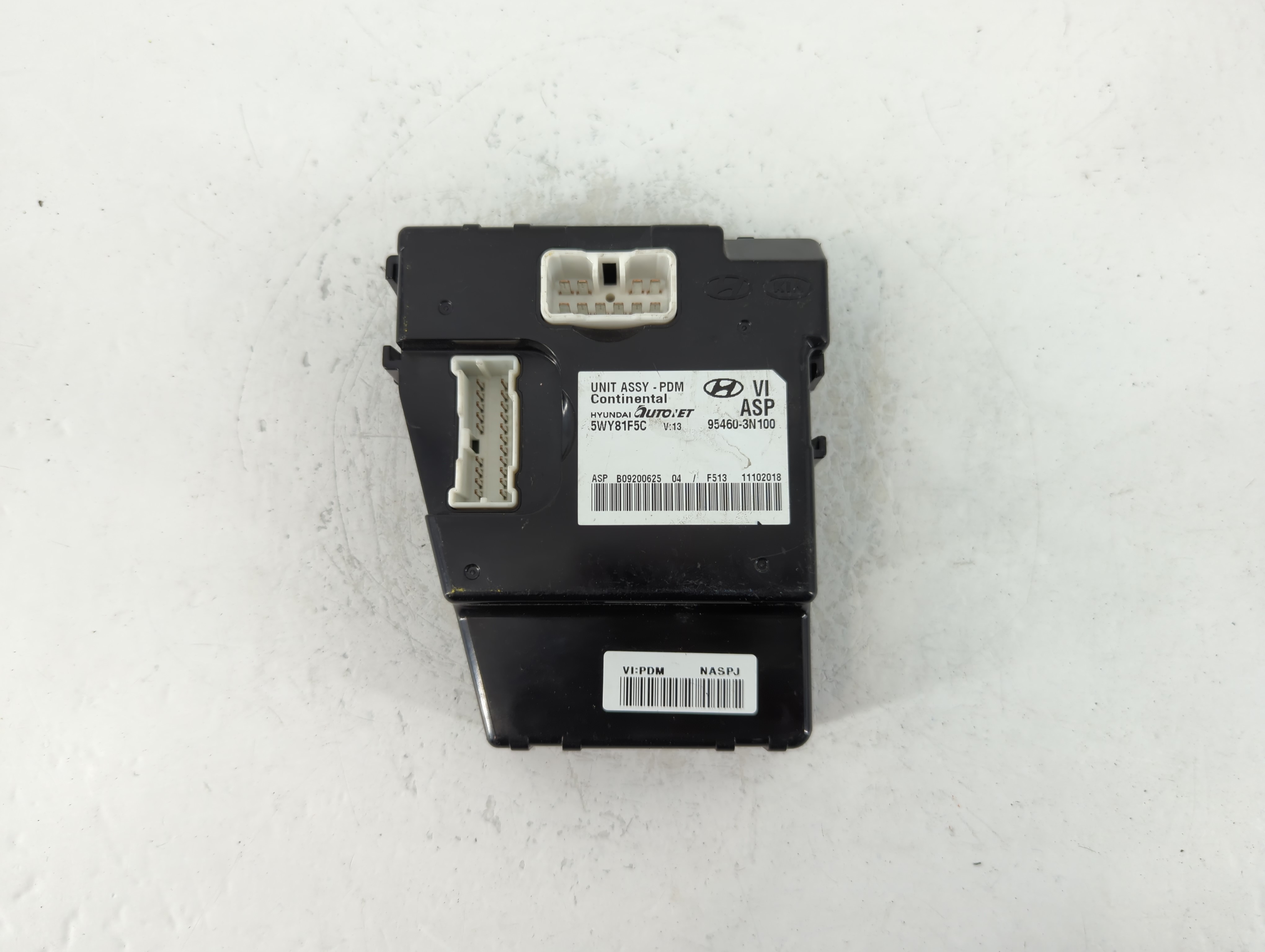 2011-2013 Hyundai Equus Body Control Module Bcm Inner Cabin Fuse Box 760832 - Oemusedautoparts1.com