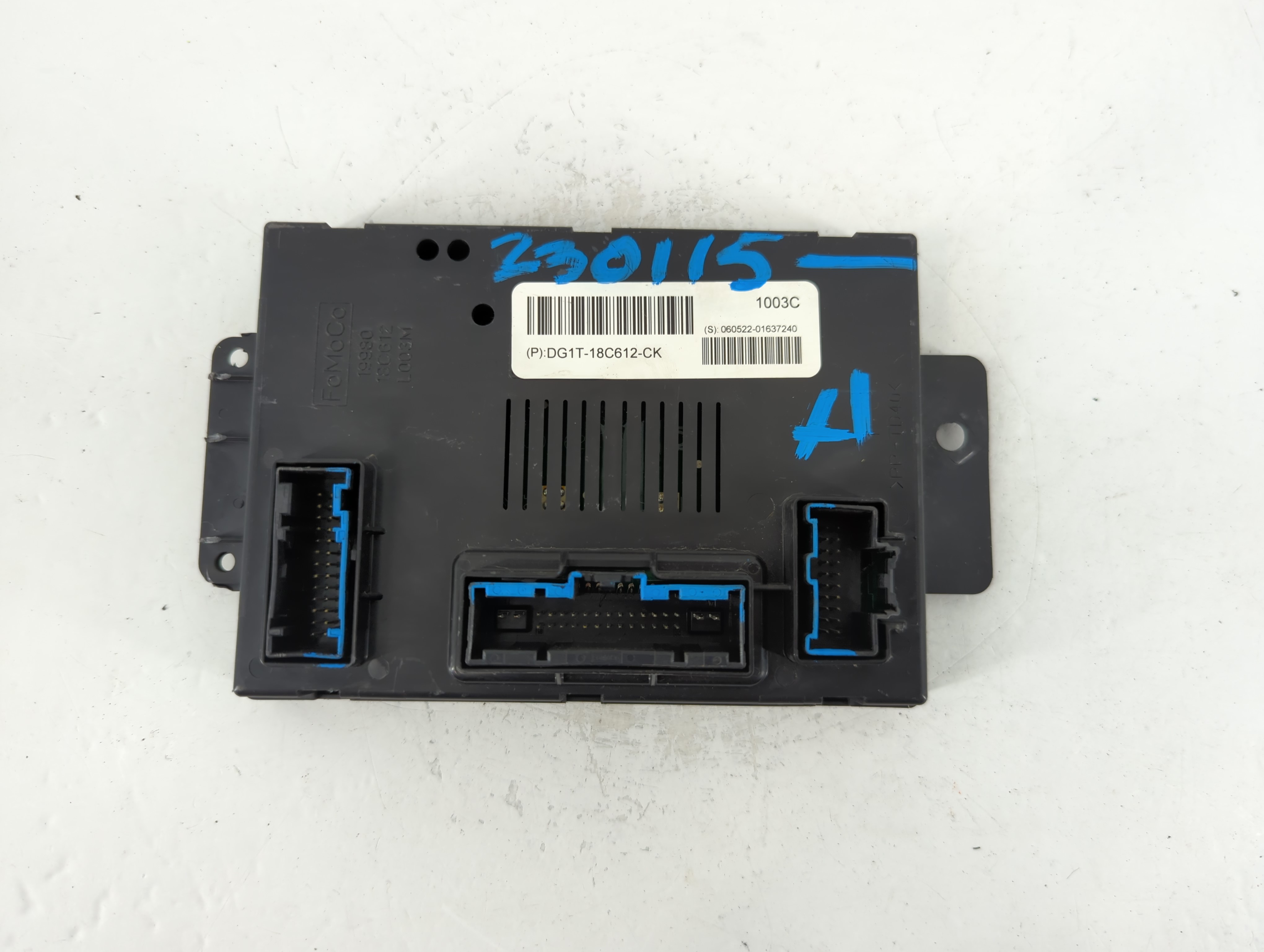 2013-2013 Ford Taurus Body Control Module Bcm Inner Cabin Fuse Box 760836 - Oemusedautoparts1.com