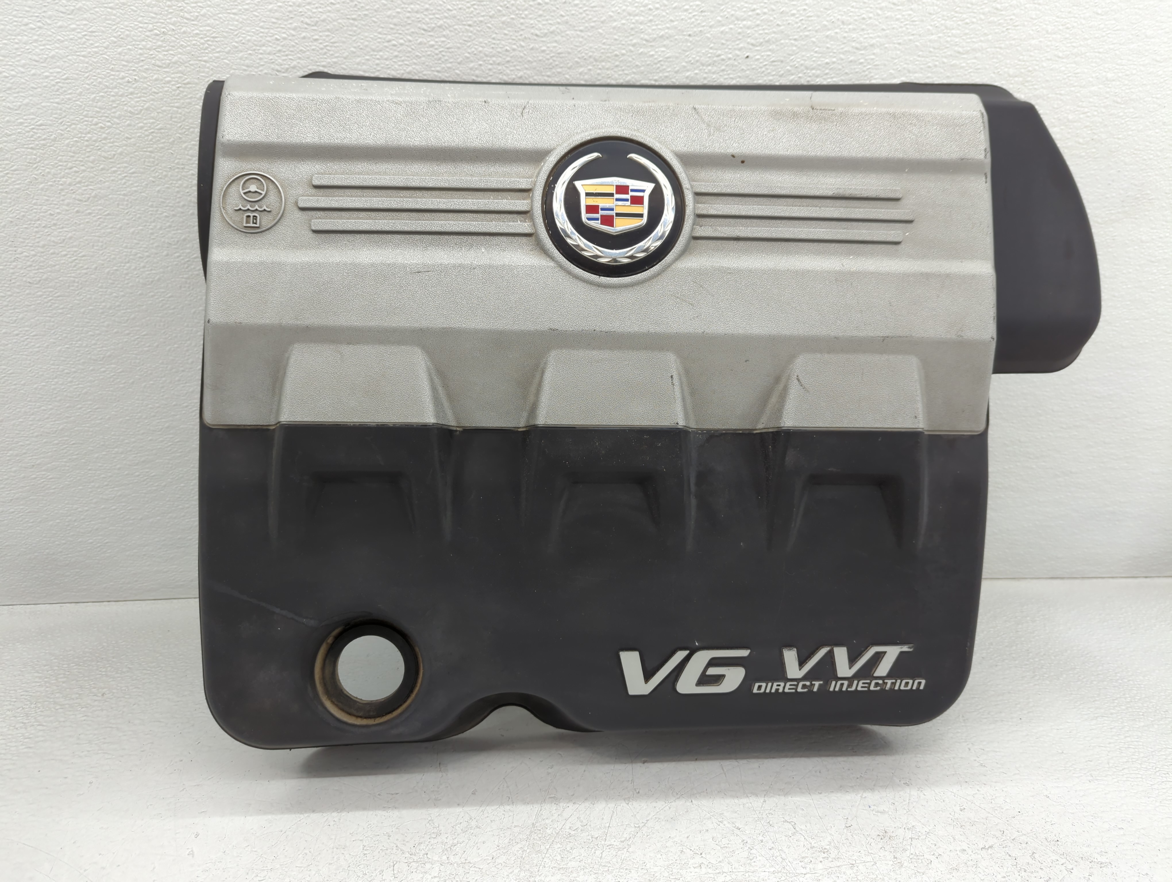 Picture of 2010 Cadillac Srx Engine Cover 760943