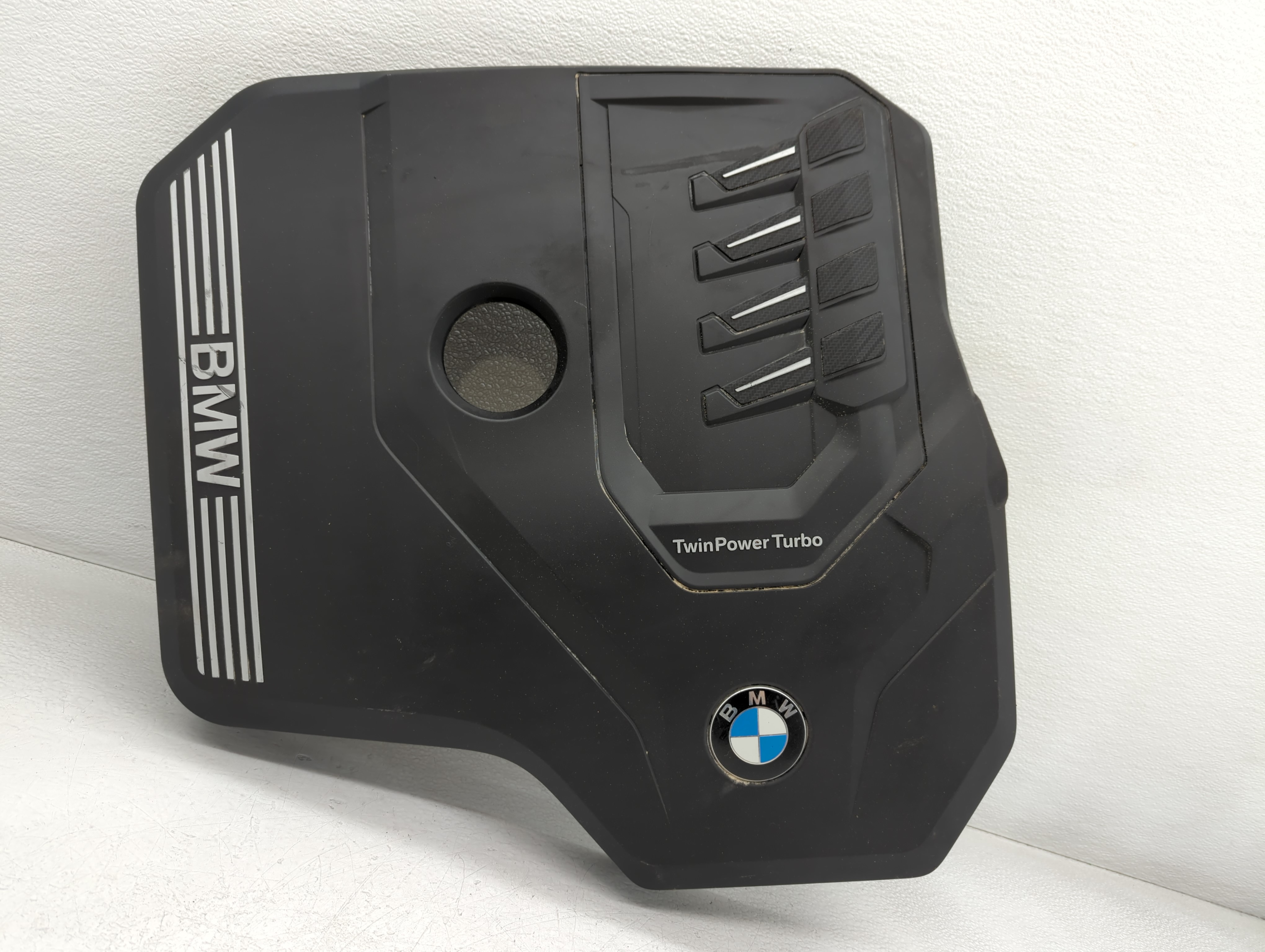 Picture of 2020 Bmw X3 Engine Cover 760958