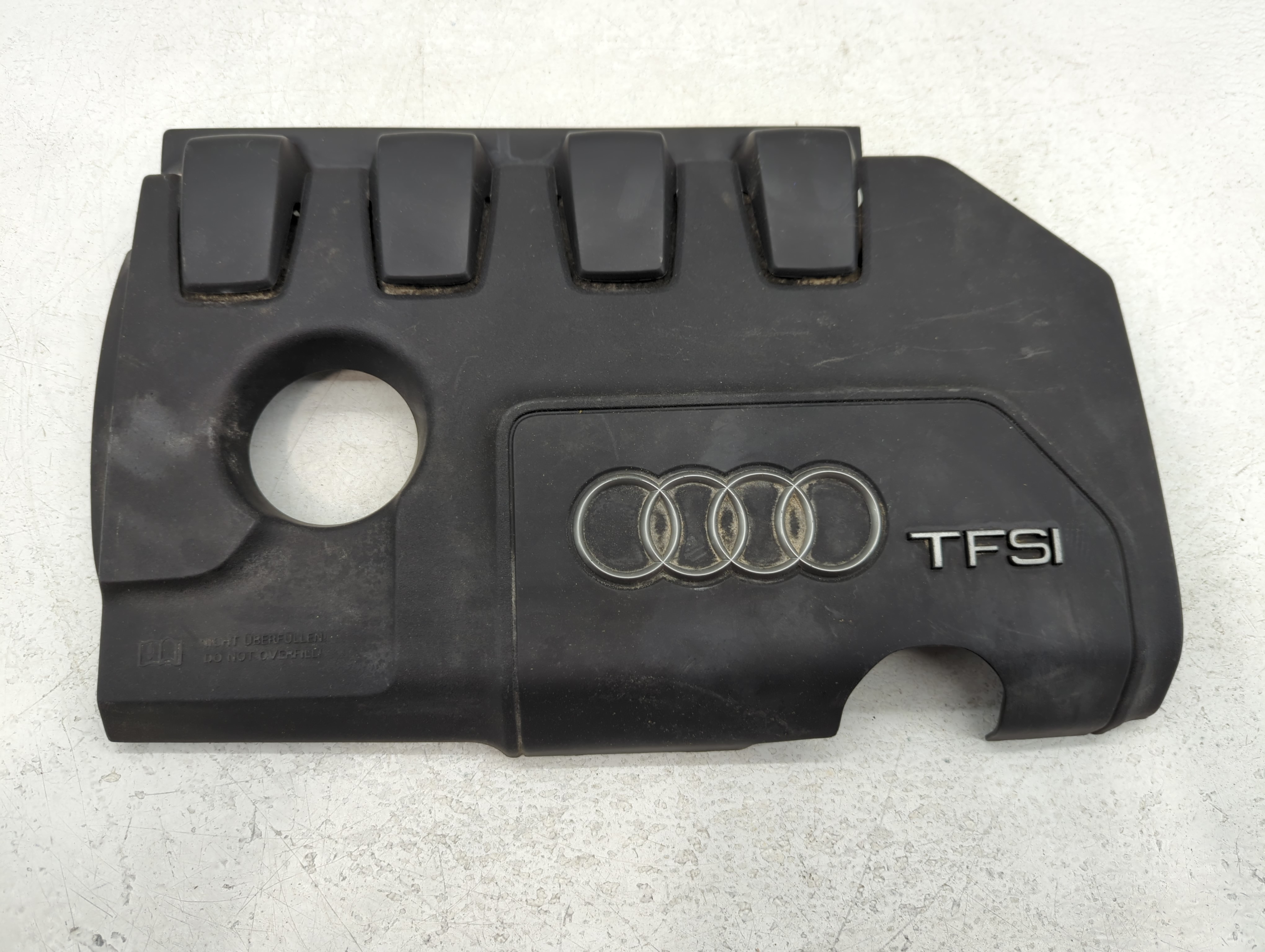 Picture of 2011 Audi A3 Engine Cover 761015