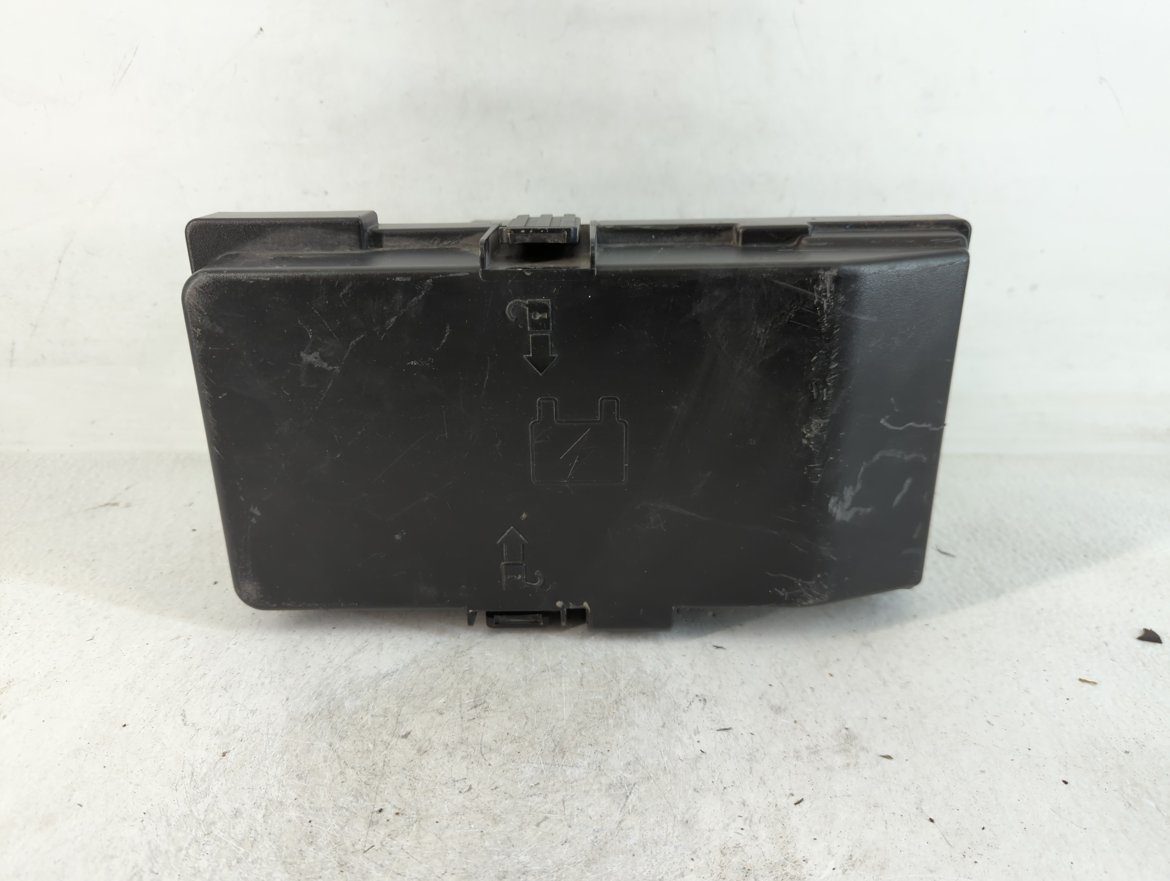 Picture of 2015-2015 Chrysler 200 Fusebox Fuse Box Relay Module 6351-3069/002 761024