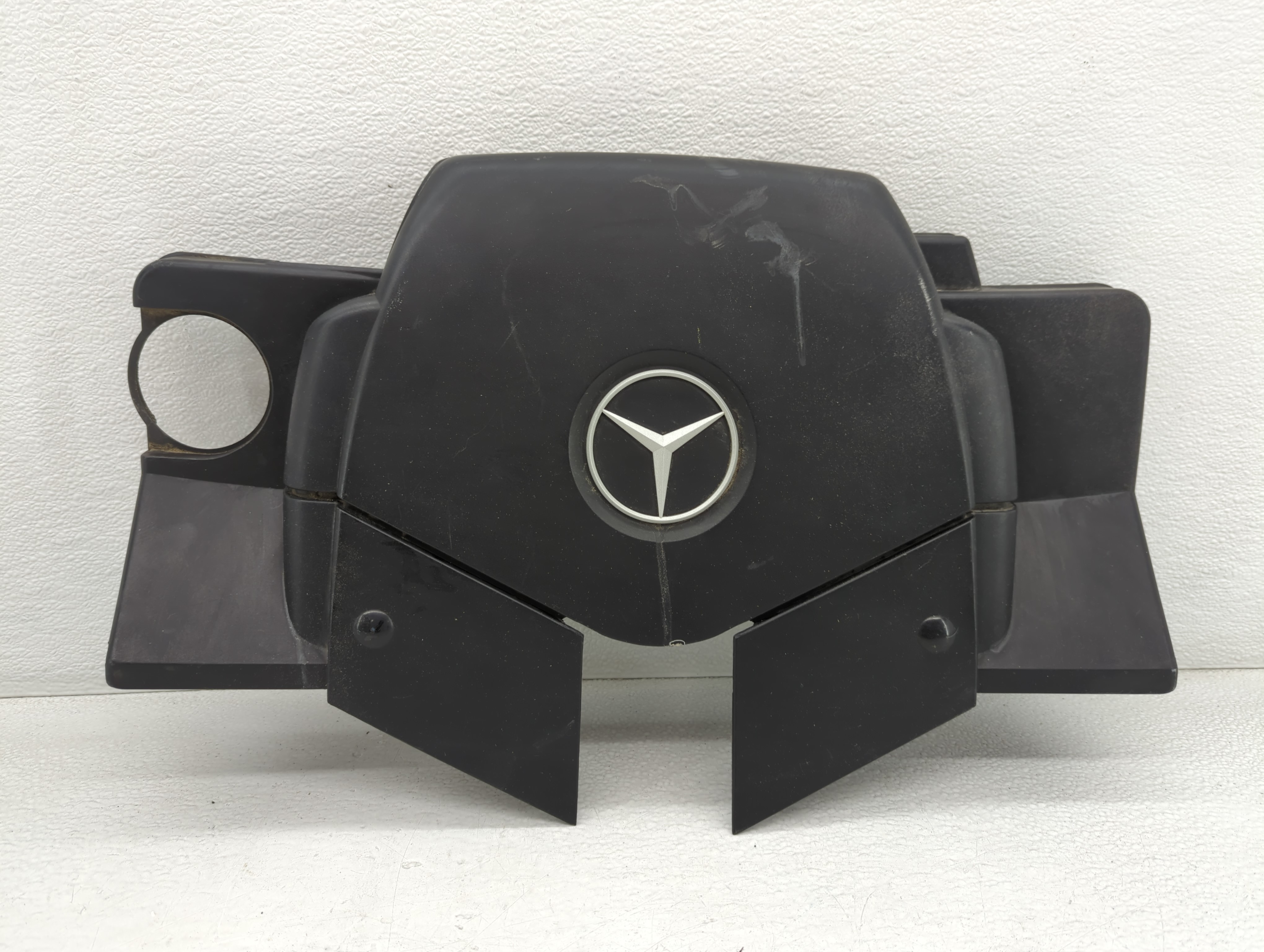 Picture of 2006 Mercedes-benz Cls350 Engine Cover 761067