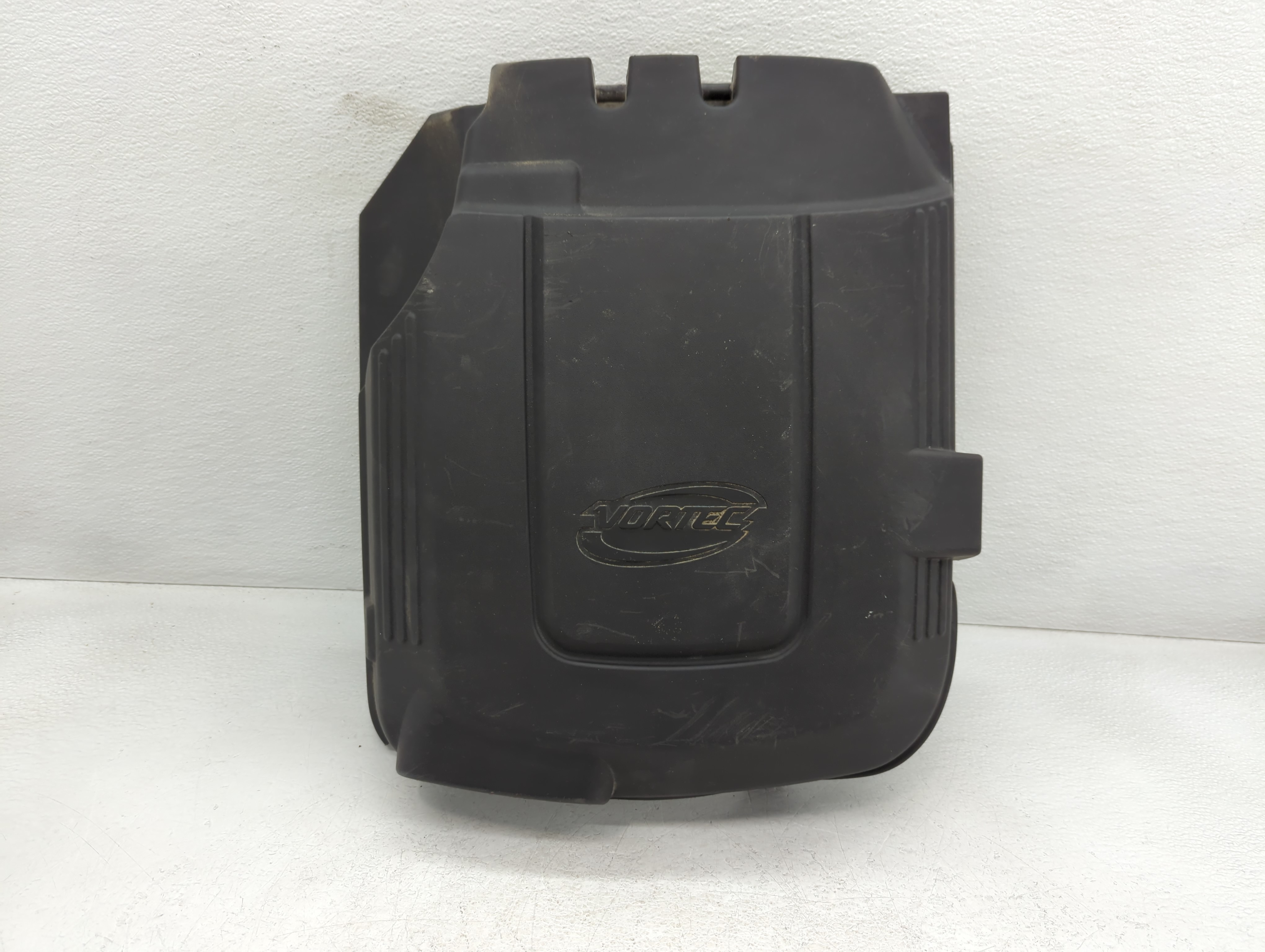 Picture of 2009 Gmc Yukon Xl 1500 Engine Cover 761092