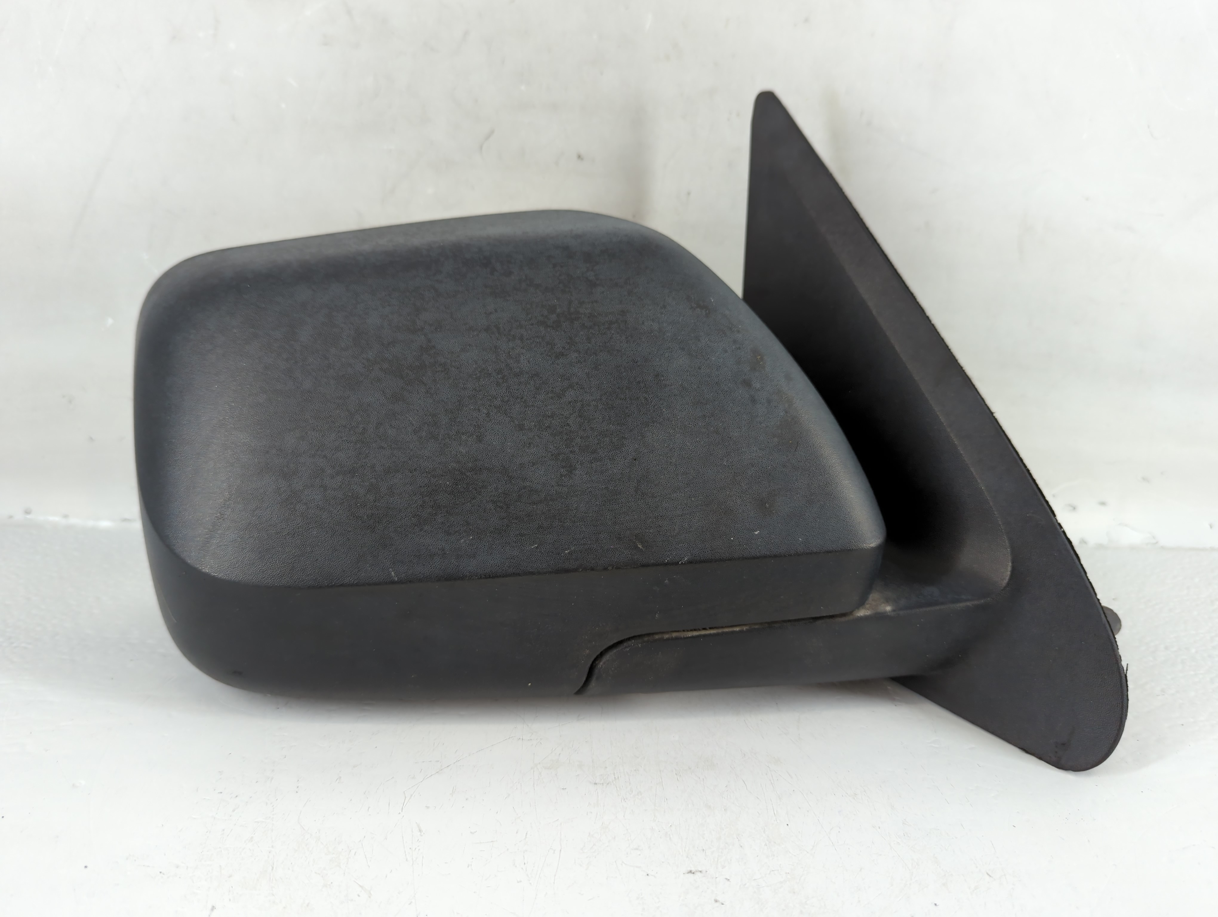 2010-2012 Ford Escape Passenger Right Side View Power Door Mirror Black 761126 - Oemusedautoparts1.com