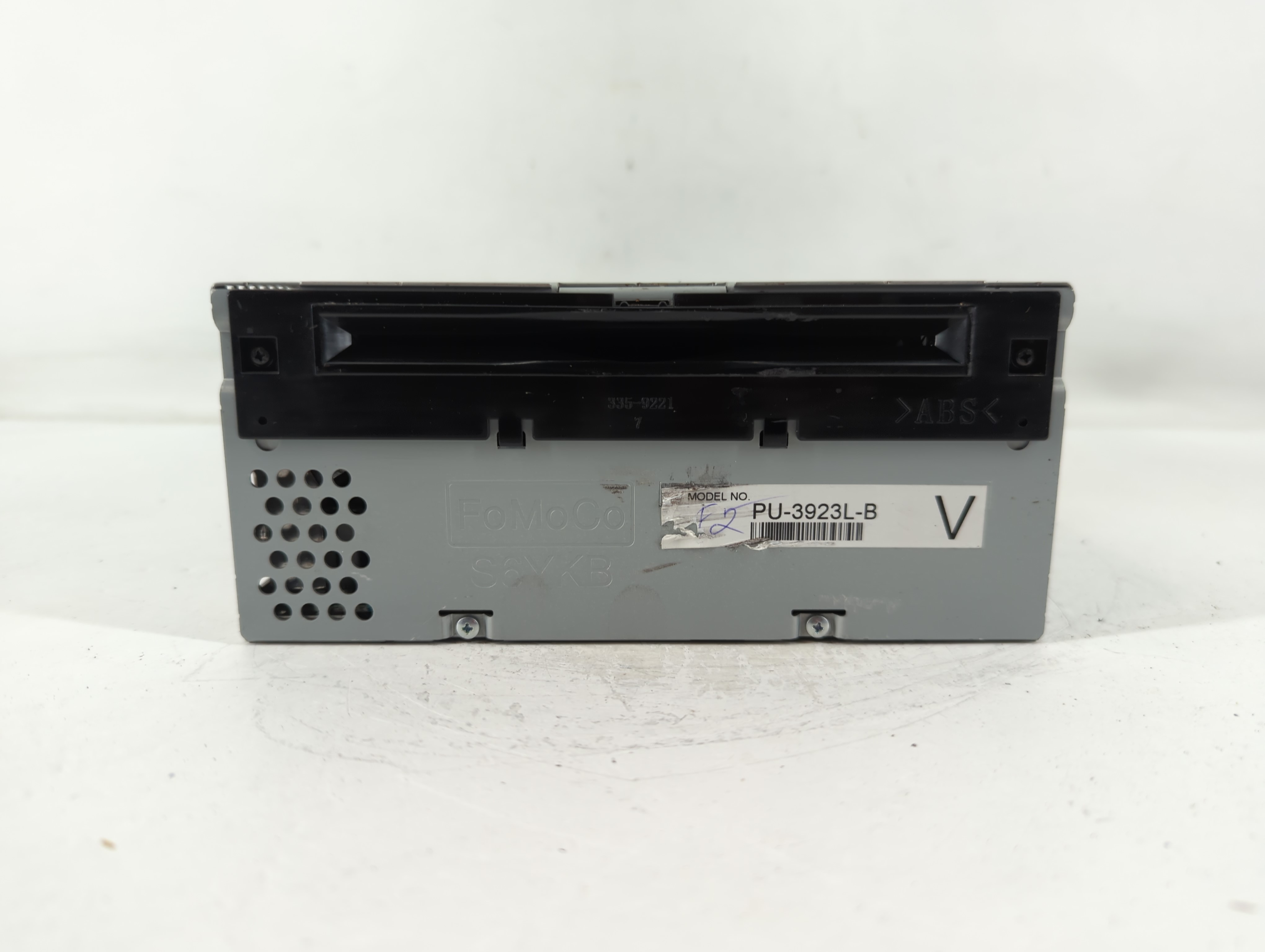 2016-2017 Ford Explorer Am Fm Cd Player Radio Receiver 761140 - Oemusedautoparts1.com