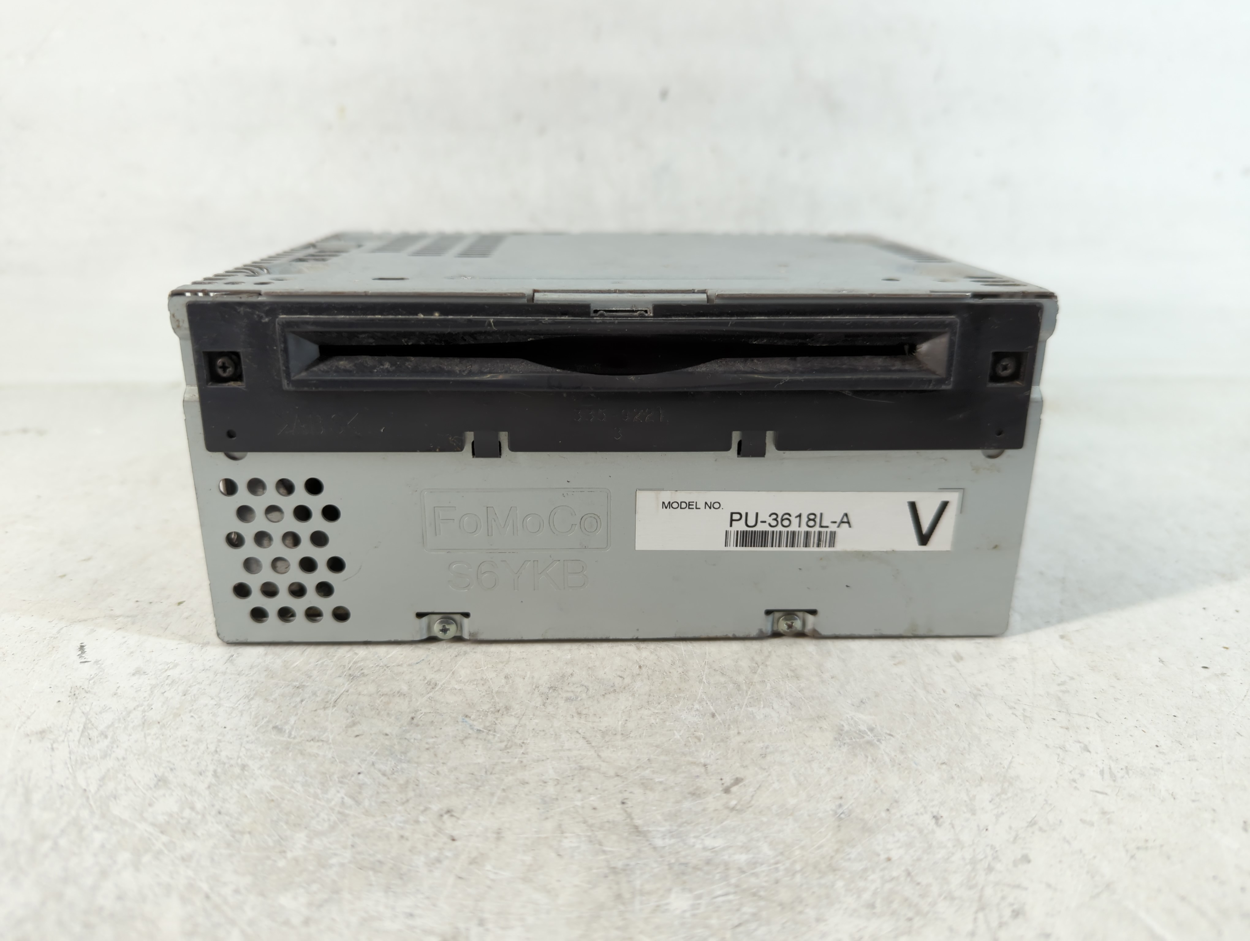 Picture of 2013 Ford Explorer Am Fm Cd Player Radio Receiver 761157