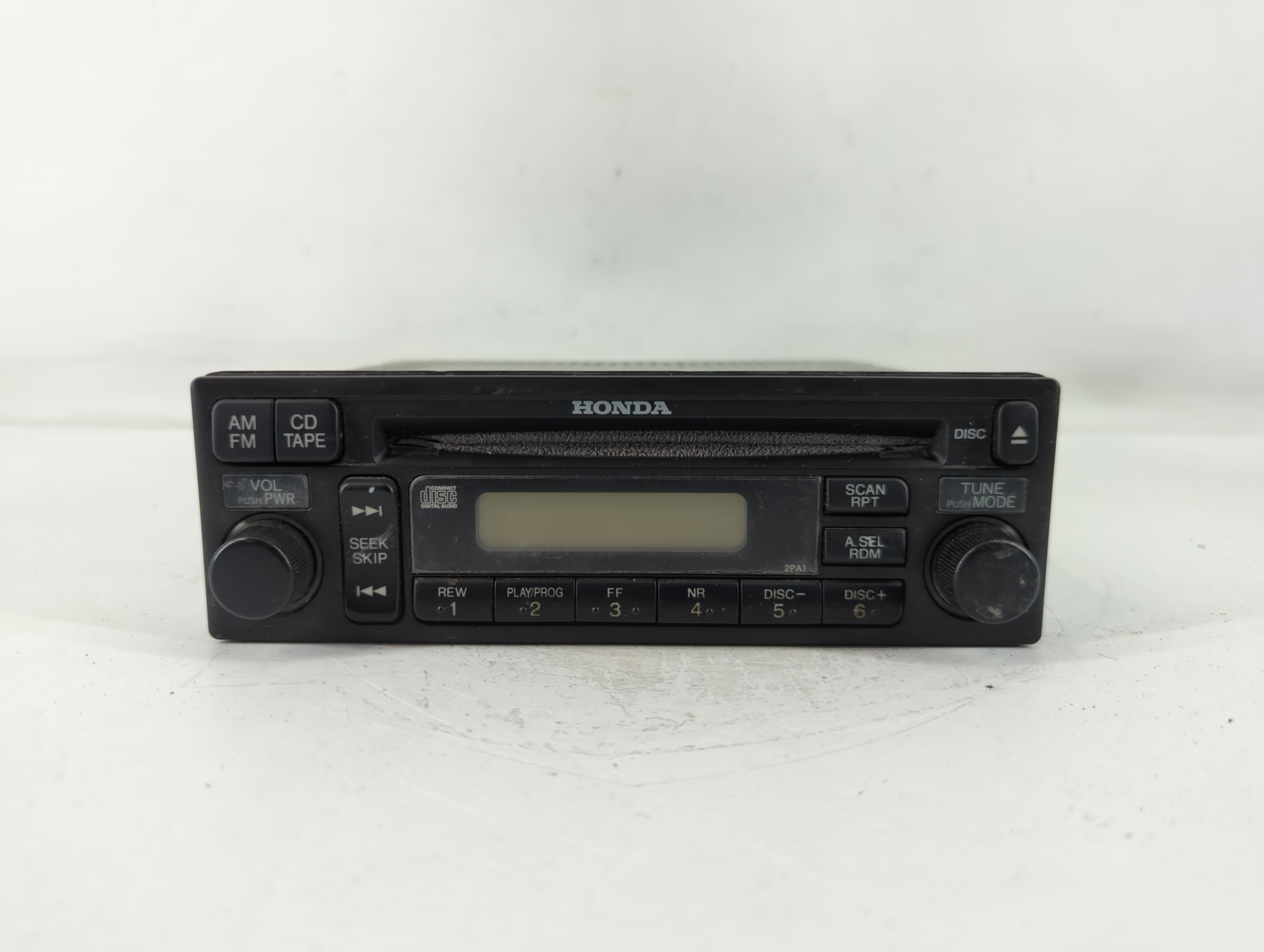 2001-2002 Honda Accord Am Fm Cd Player Radio Receiver 761197 - Oemusedautoparts1.com