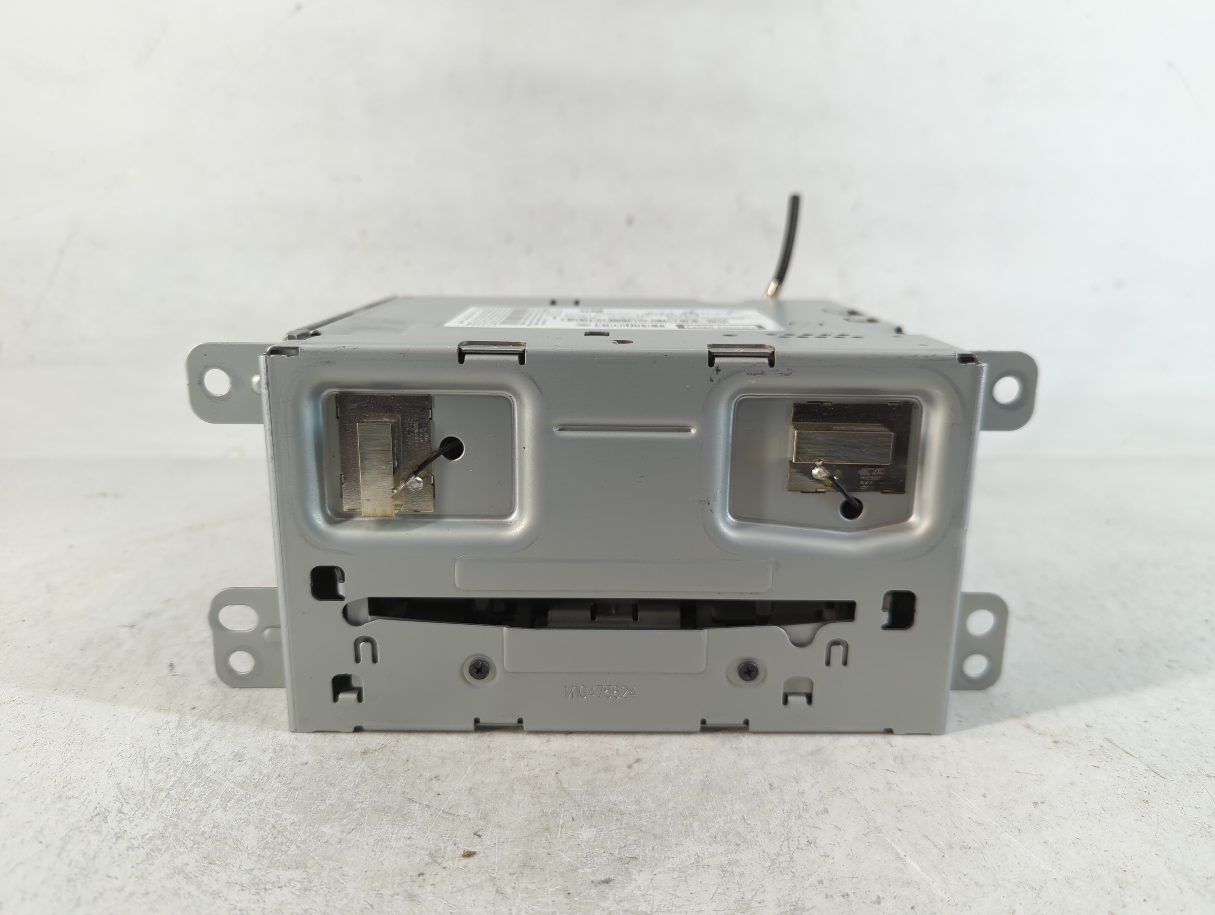 2013-2013 Chevrolet Malibu Am Fm Cd Player Radio Receiver 761223 - Oemusedautoparts1.com