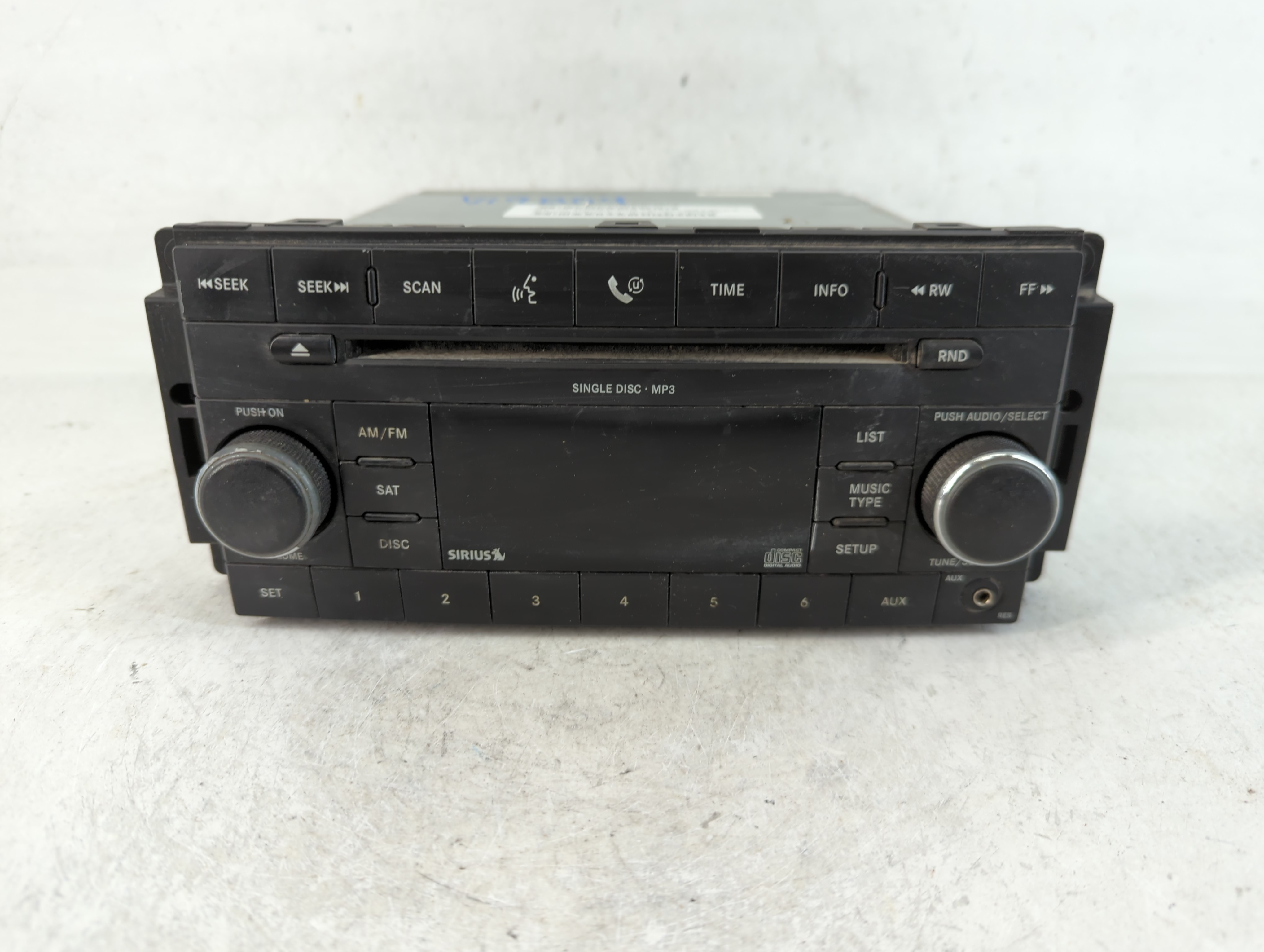 Picture of 2008-2010 Dodge Charger Am Fm Cd Player Radio Receiver 761258