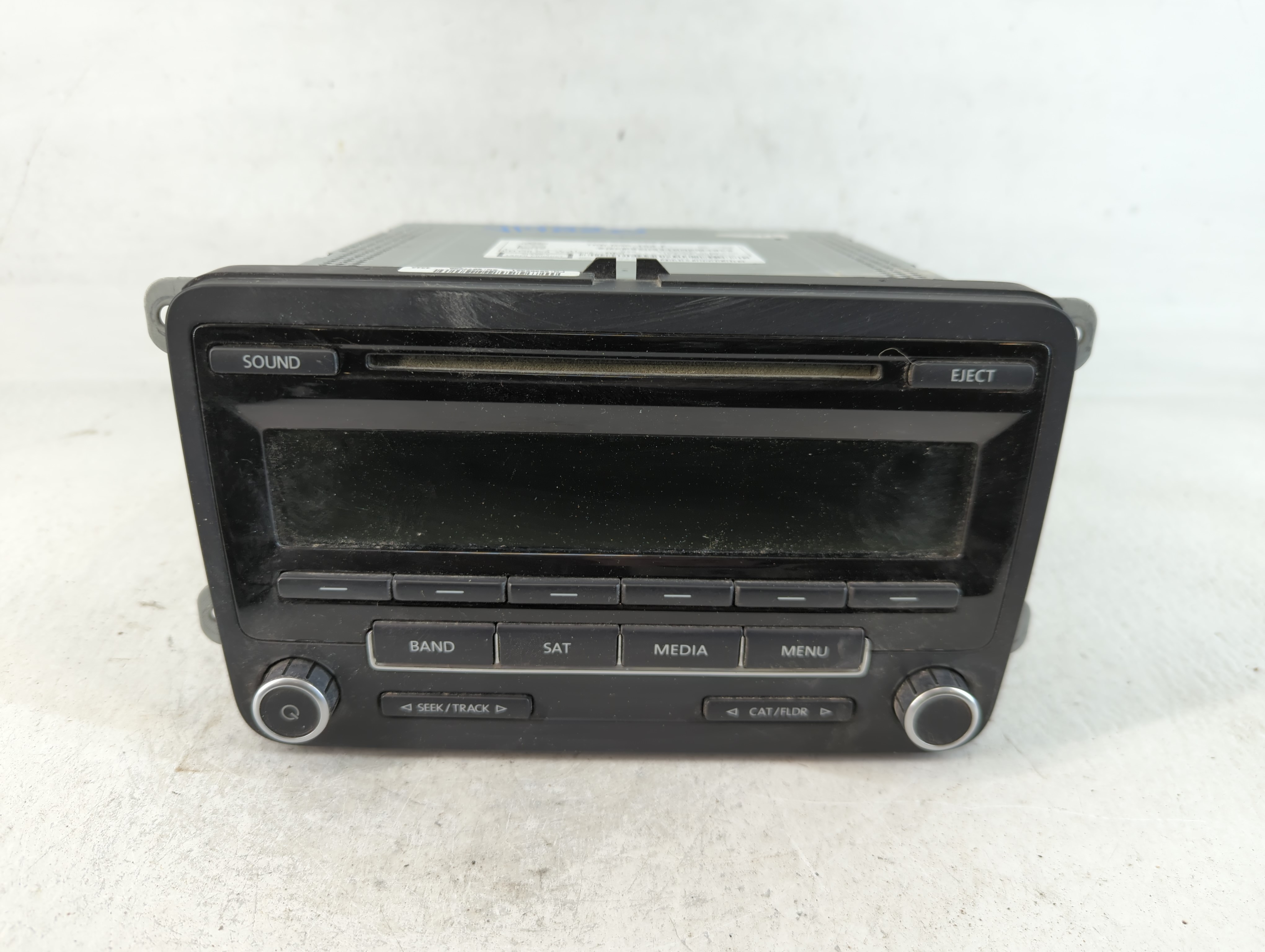 2012-2015 Volkswagen Passat Am Fm Cd Player Radio Receiver 761263 - Oemusedautoparts1.com