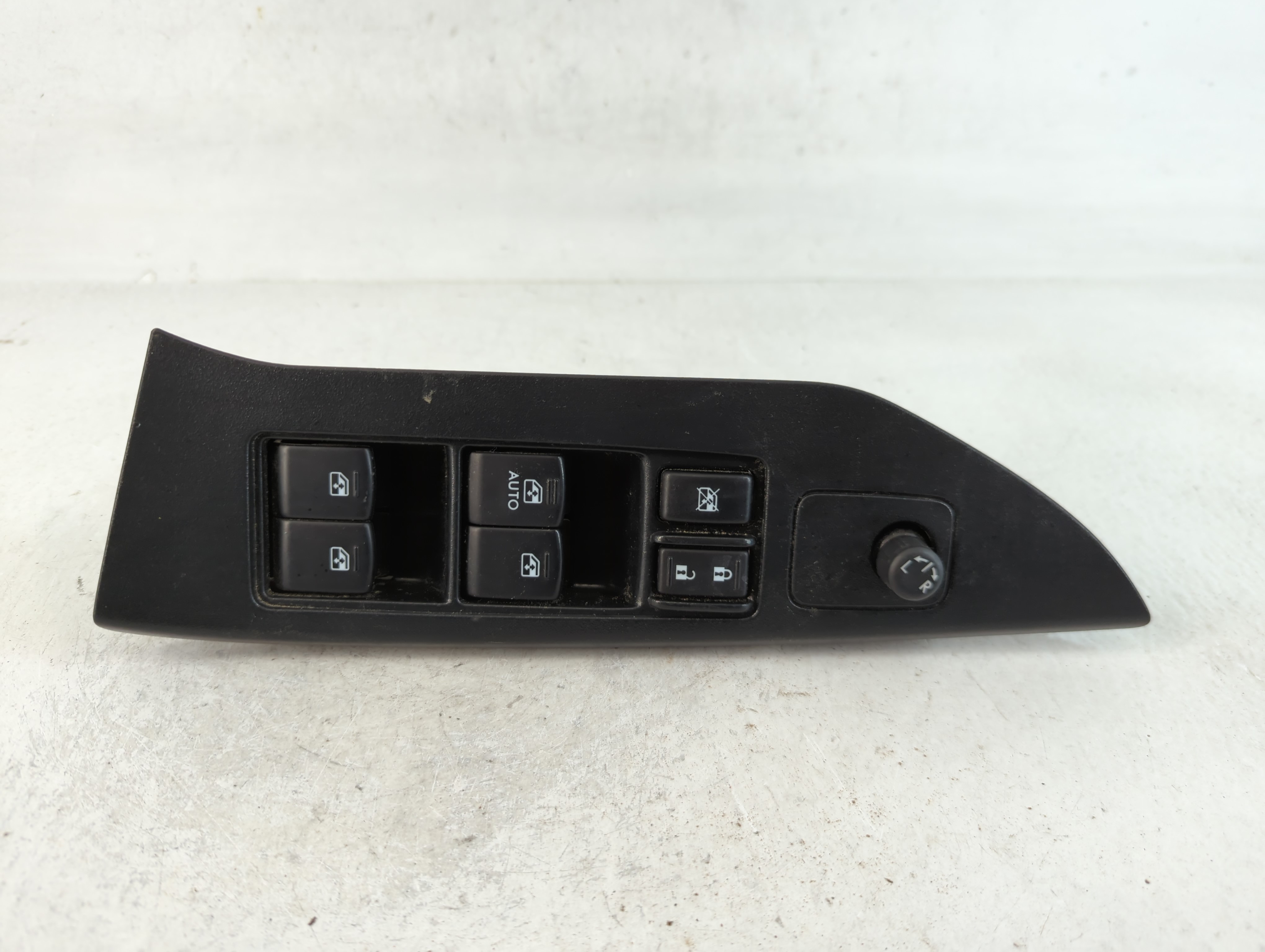 2014 Subaru Forester Driver Left Door Master Power Window Switch 761349 - Oemusedautoparts1.com
