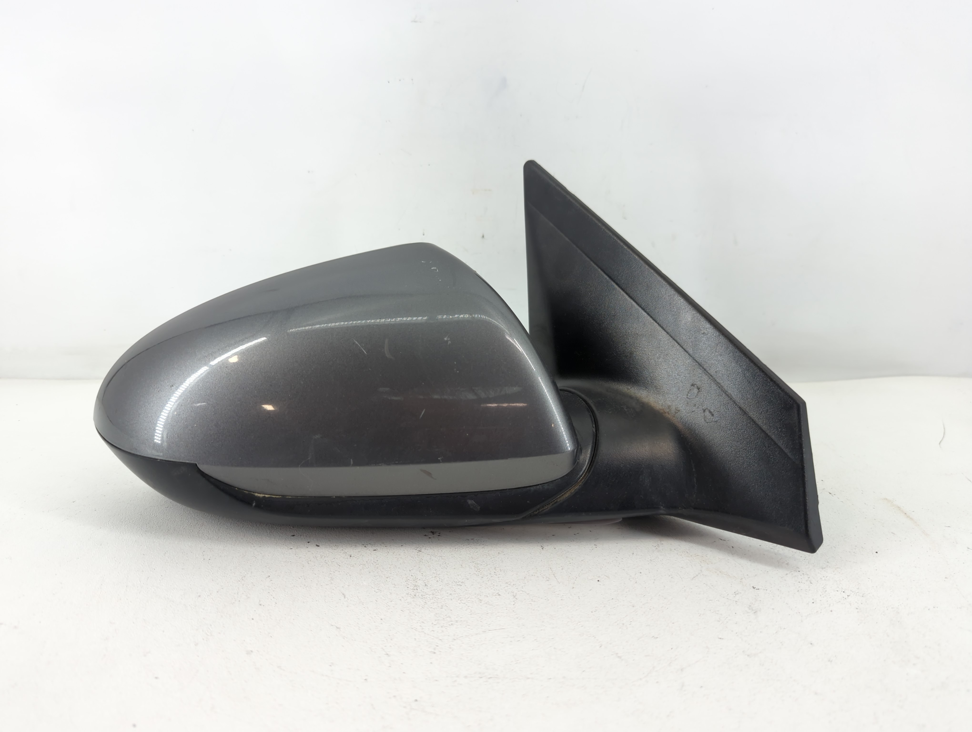 Hyundai Elantra Driver Left Side View Power Door Mirror Grey 761367 - Oemusedautoparts1.com