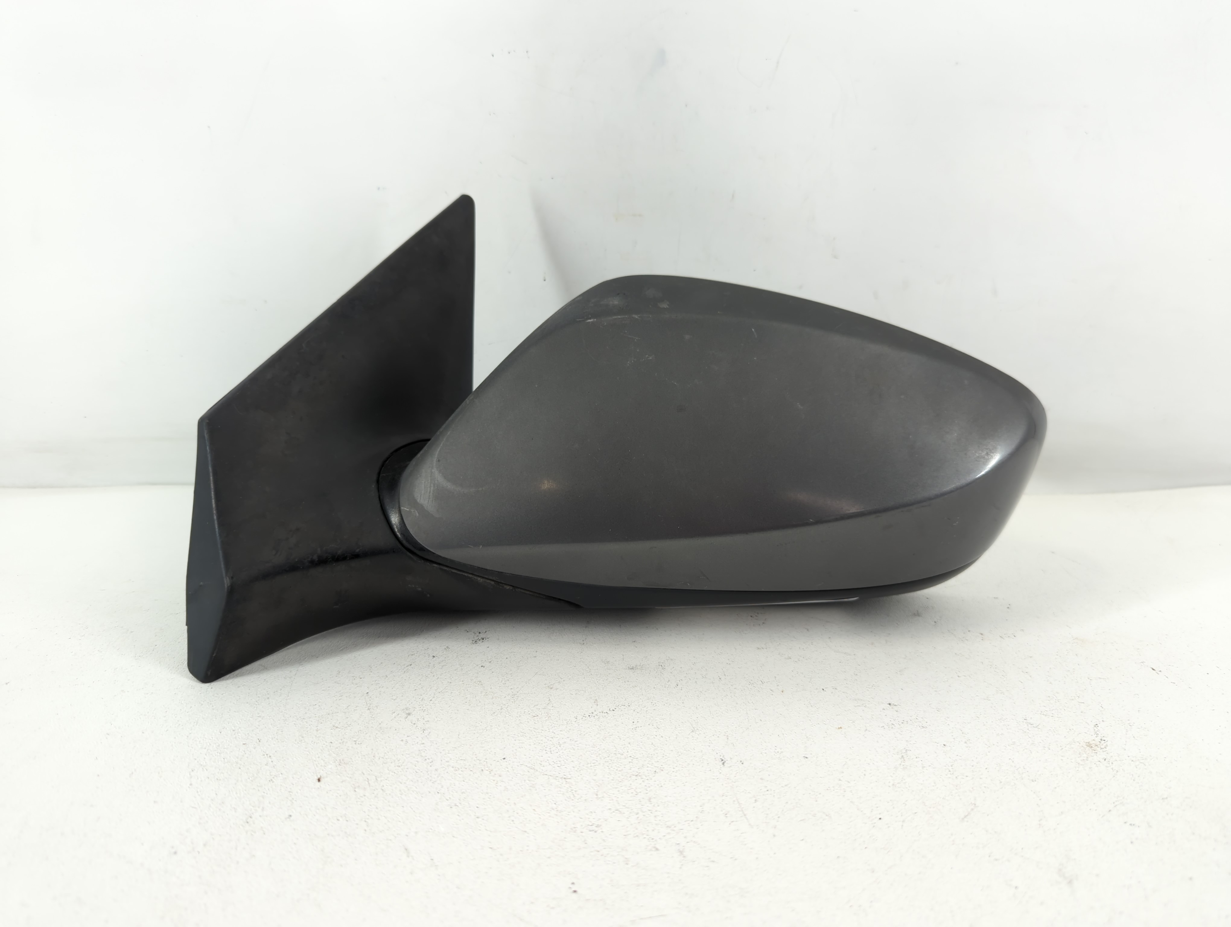 2009-2012 Hyundai Elantra Driver Left Side View Power Door Mirror 761376 - Oemusedautoparts1.com