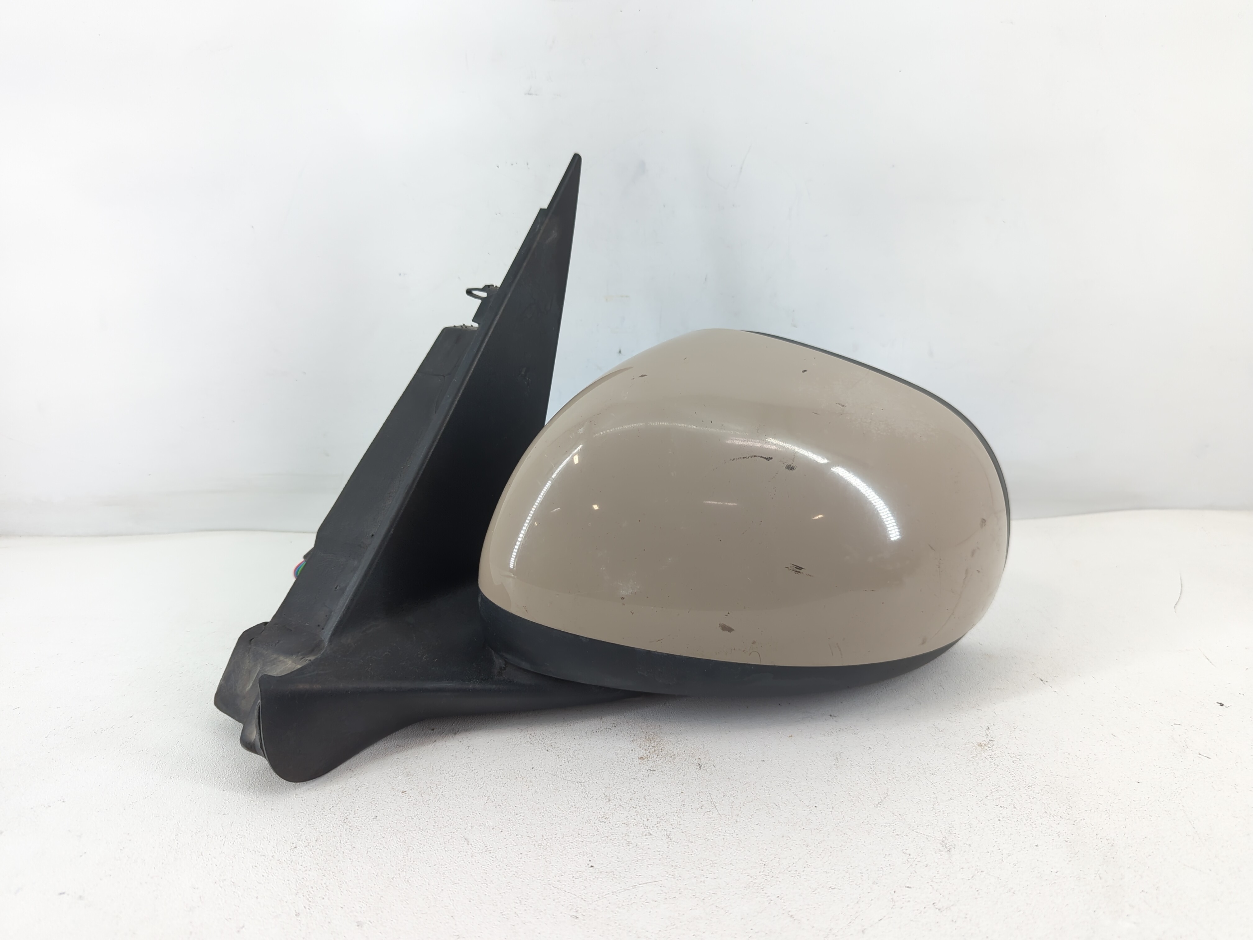 2014 Fiat 500 Driver Left Side View Power Door Mirror Light Brownstone 761377 - Oemusedautoparts1.com