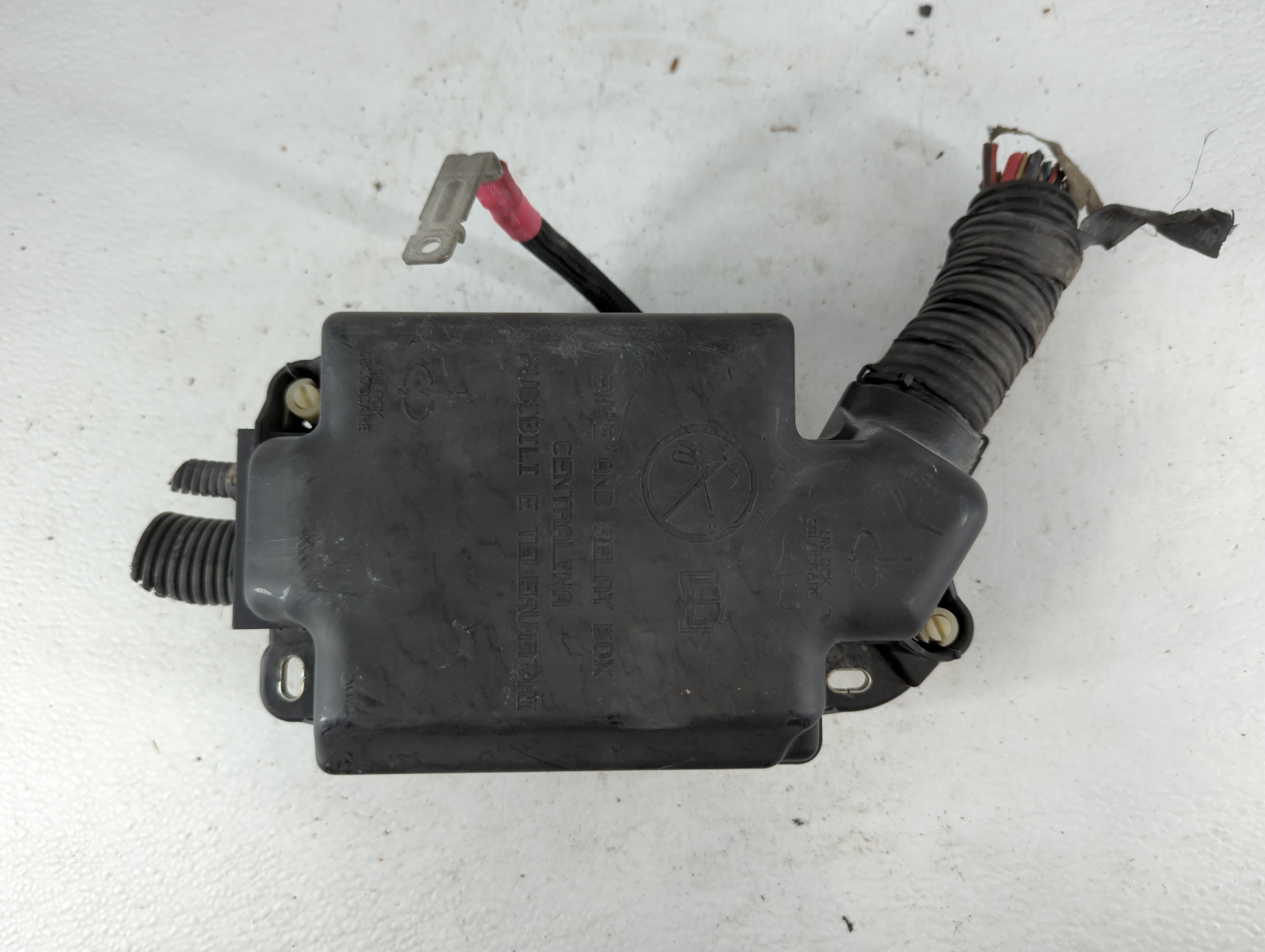 Fiat 500L Fusebox Fuse Box Relay Module 51890355 761468 - Oemusedautoparts1.com