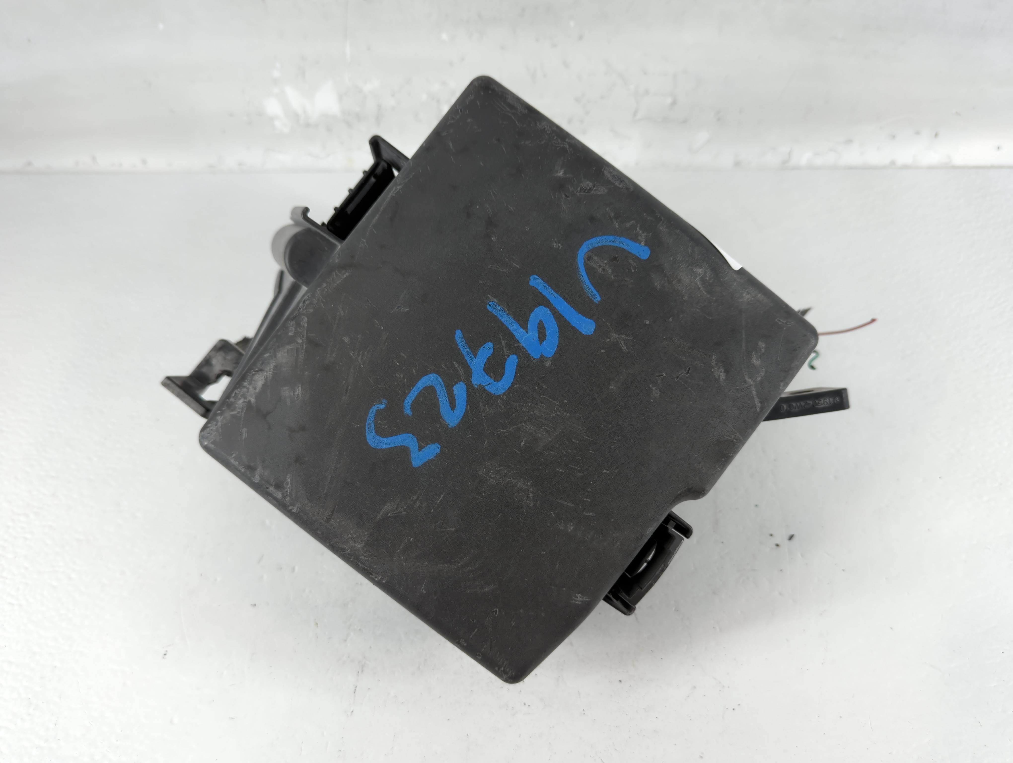 2014-2015 Kia Sorento Fusebox Fuse Box Relay Module 91941-2p520 761500 - Oemusedautoparts1.com