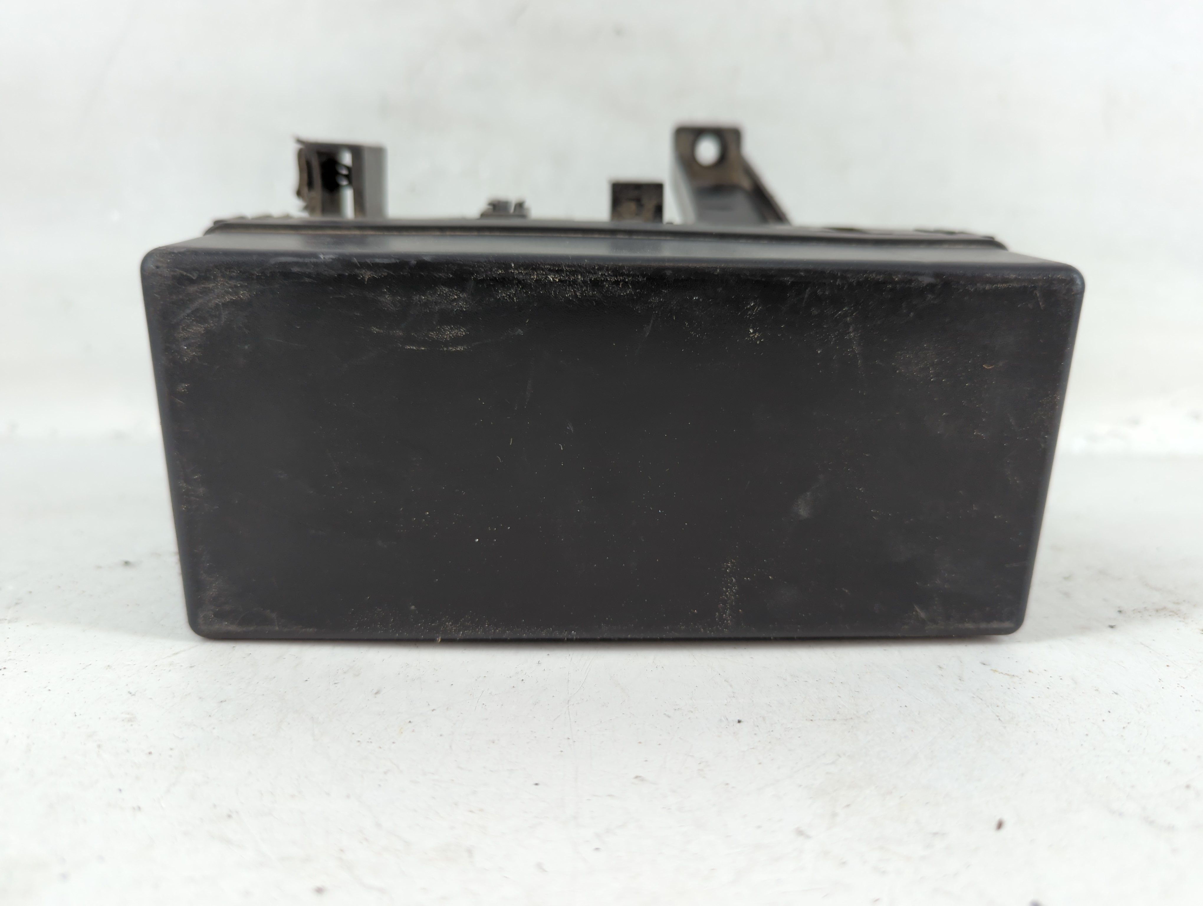 Picture of 2010-2012 Nissan Pathfinder Fusebox Fuse Box Relay Module Zp00b|24382 761512