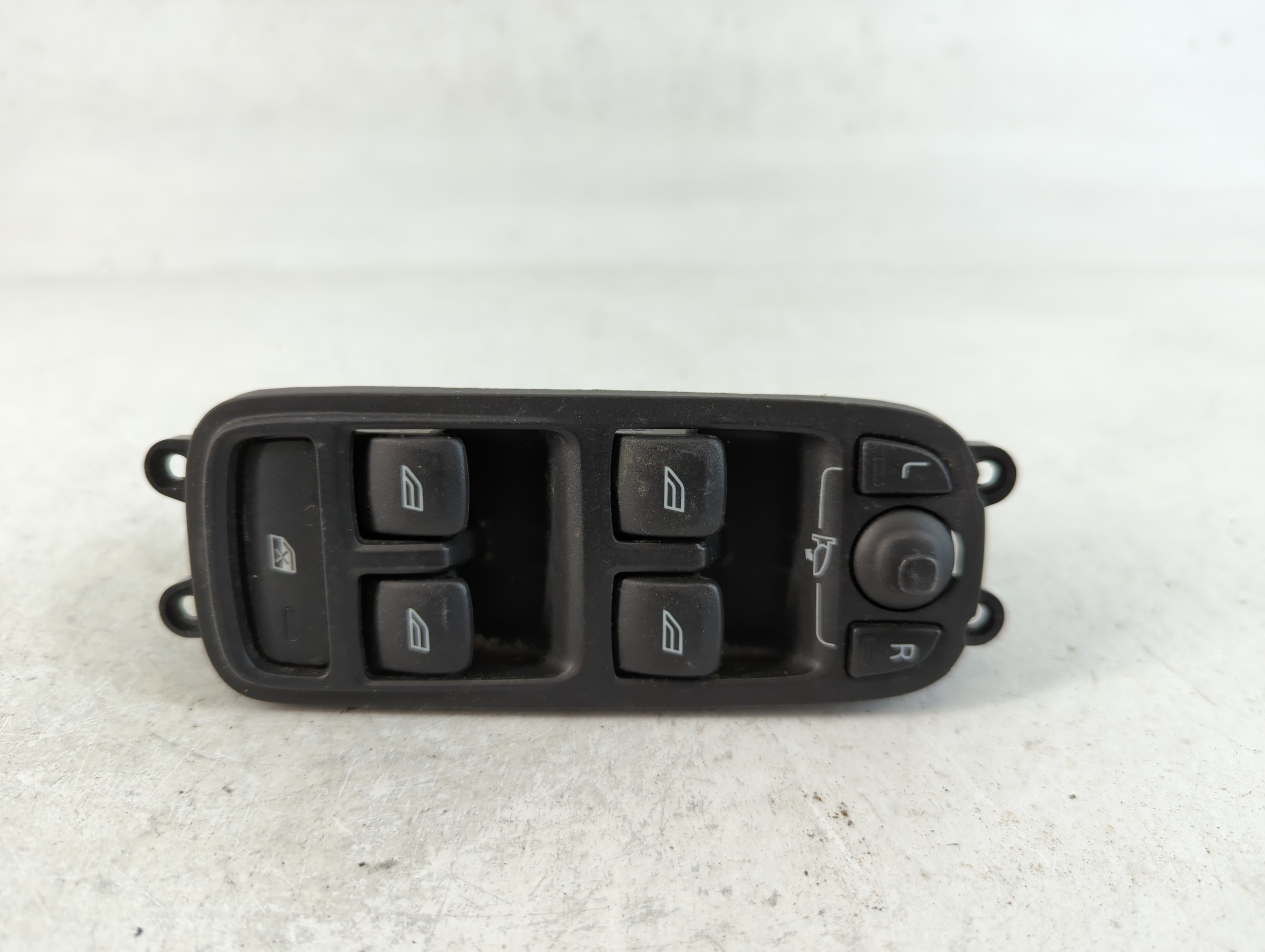2011-2013 Volvo S60 Driver Left Door Master Power Window Switch 761633 - Oemusedautoparts1.com