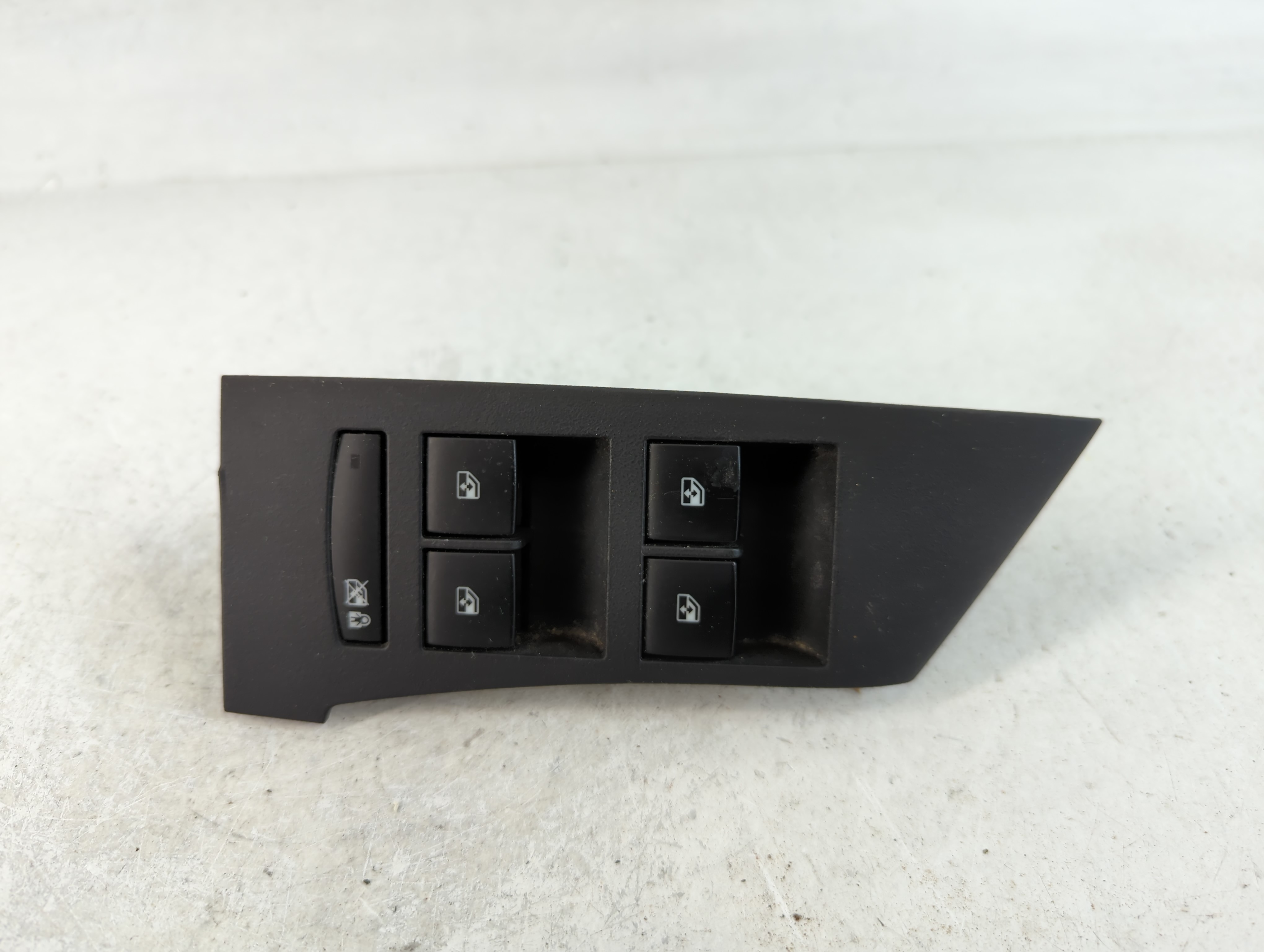 2012-2014 Buick Verano Driver Left Door Master Power Window Switch 761641 - Oemusedautoparts1.com