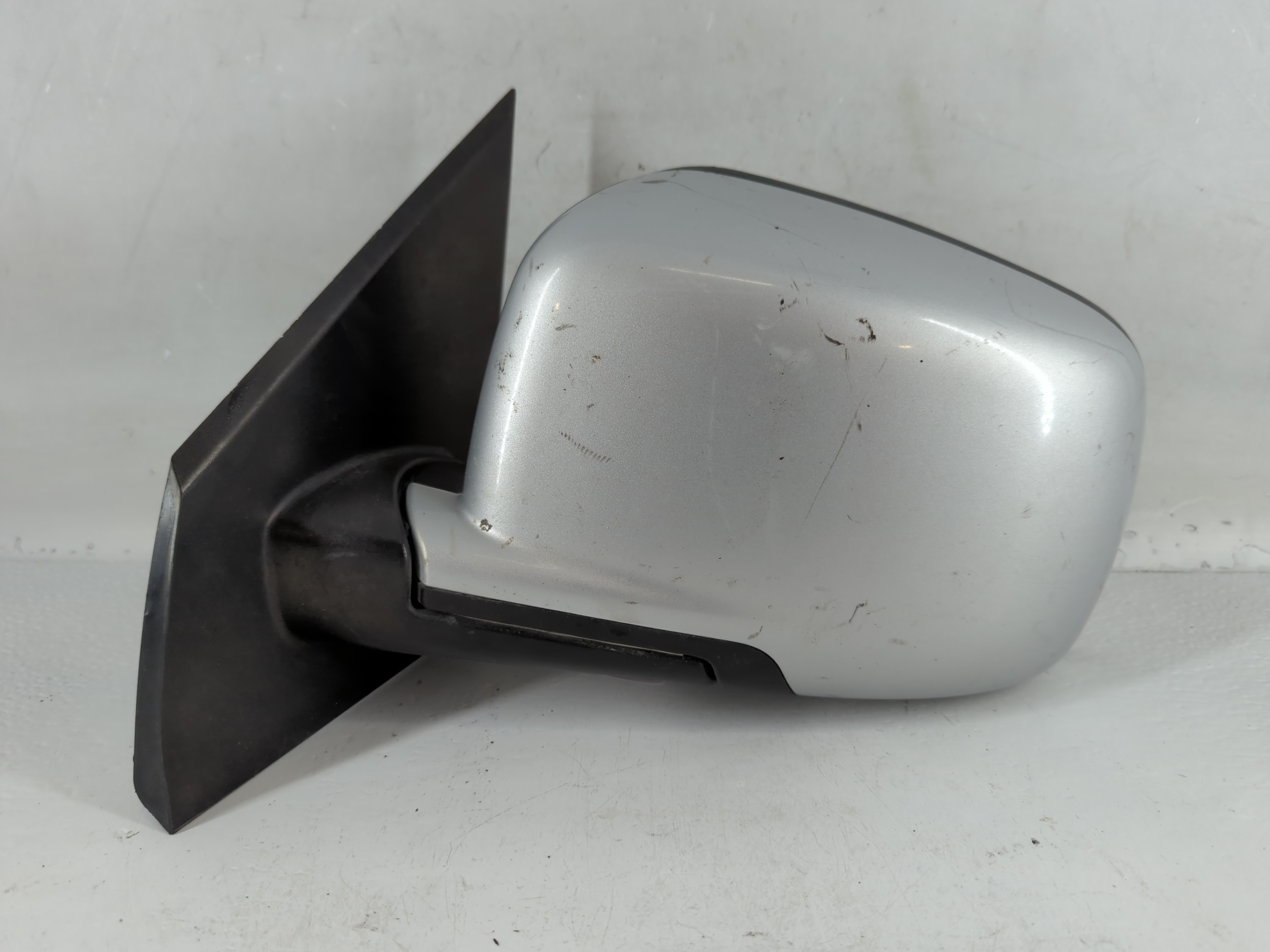 2013 Dodge Journey Driver Left Side View Power Door Mirror Silver 761651 - Oemusedautoparts1.com