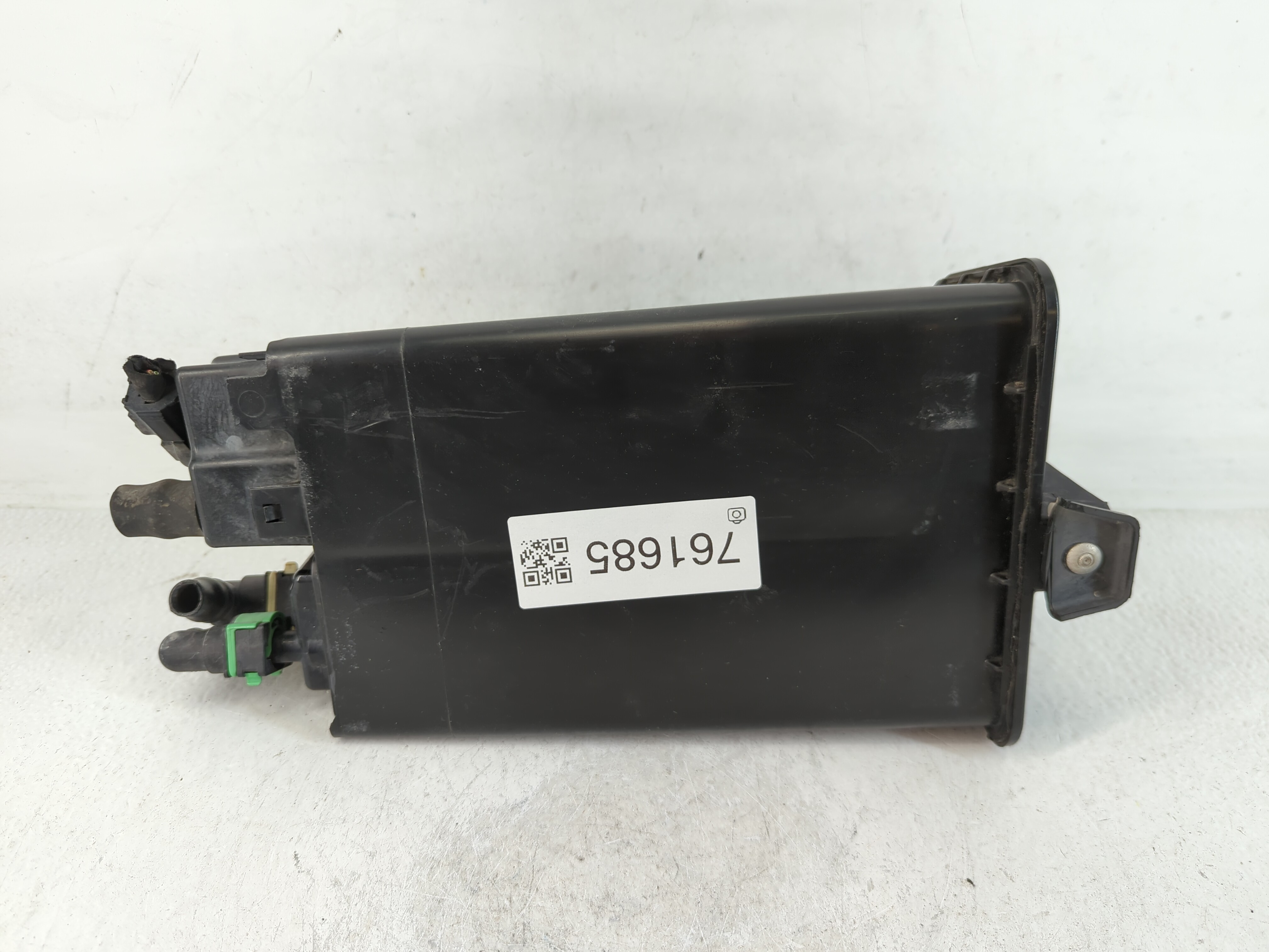 2013 Ford Explorer Fuel Vapor Charcoal Canister 761685 - Oemusedautoparts1.com