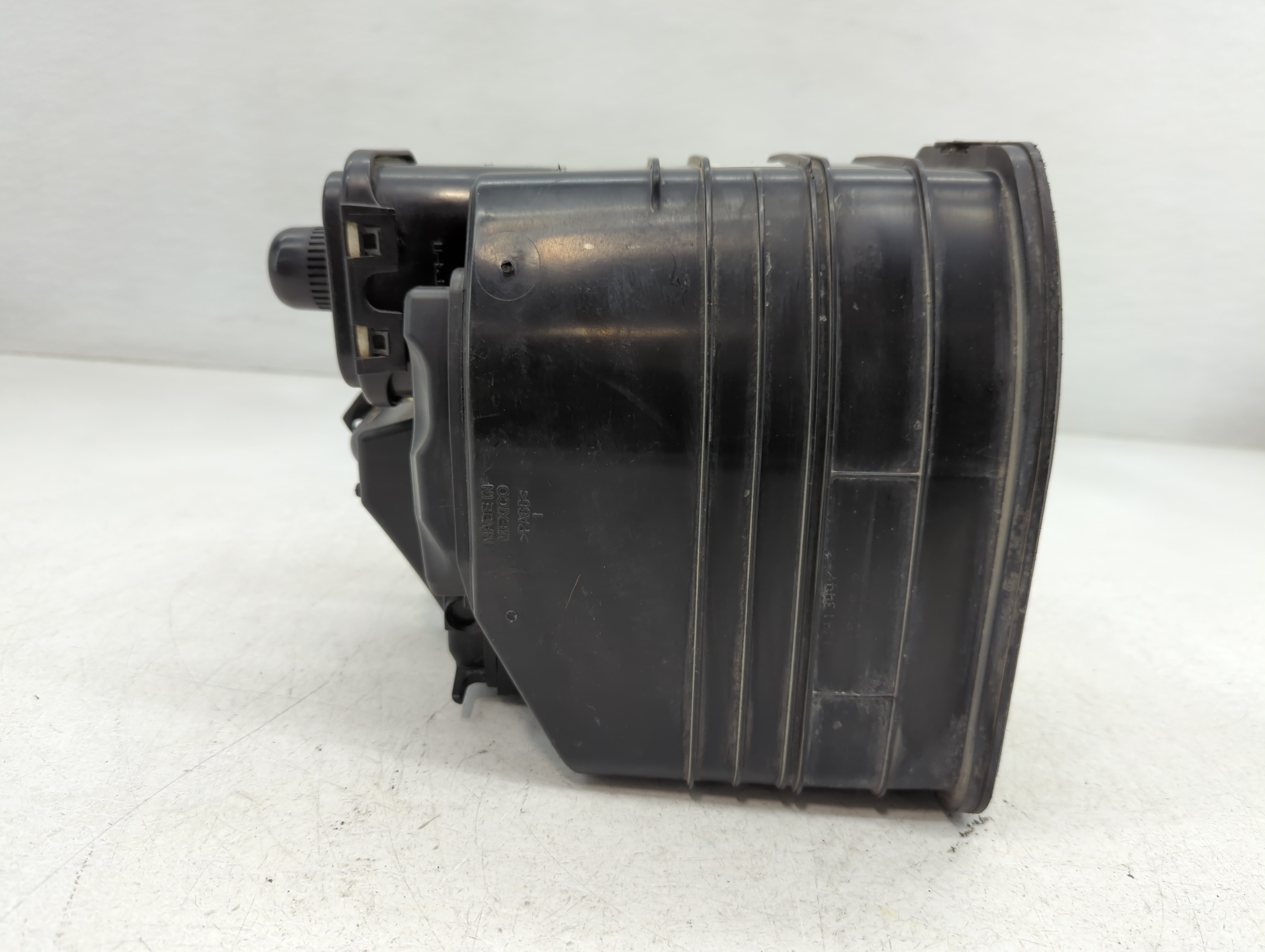 2014 Chevrolet Cruze Fuel Vapor Charcoal Canister 761698 - Oemusedautoparts1.com
