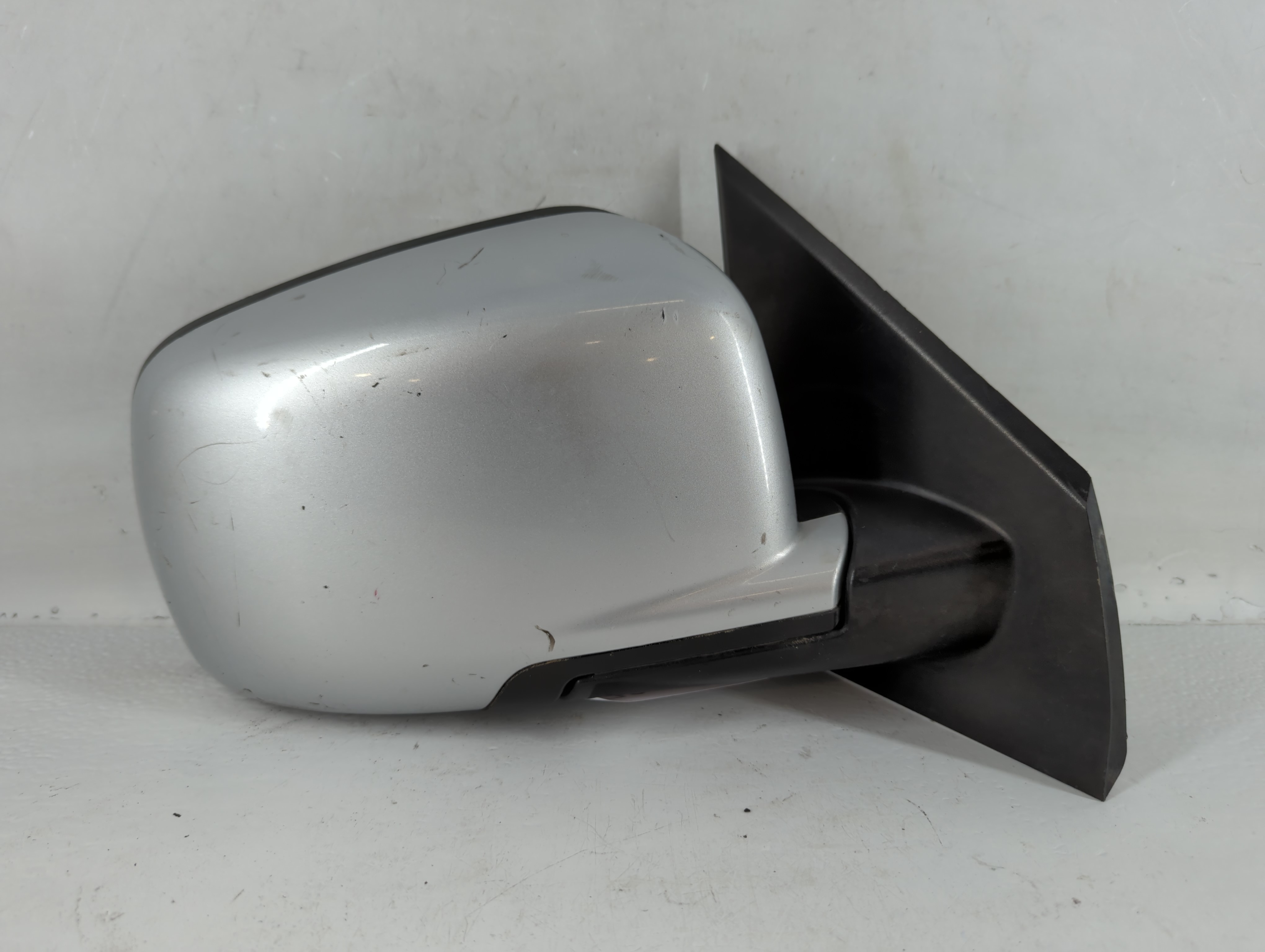 2013 Dodge Journey Passenger Right Side View Power Door Mirror Silver 761709 - Oemusedautoparts1.com