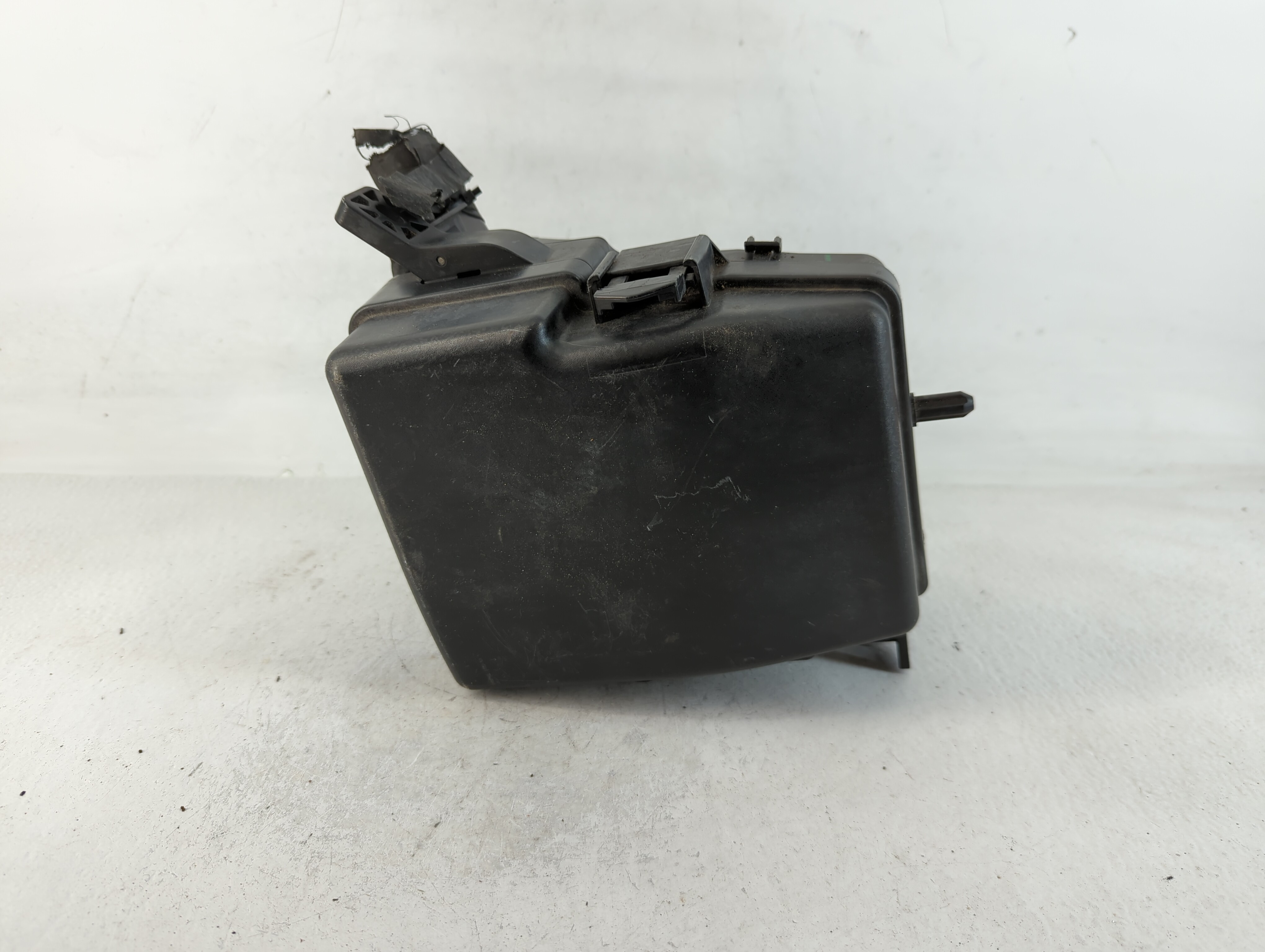 Picture of 2011-2014 Hyundai Sonata Fusebox Fuse Box Relay Module 91950-3s740 761733