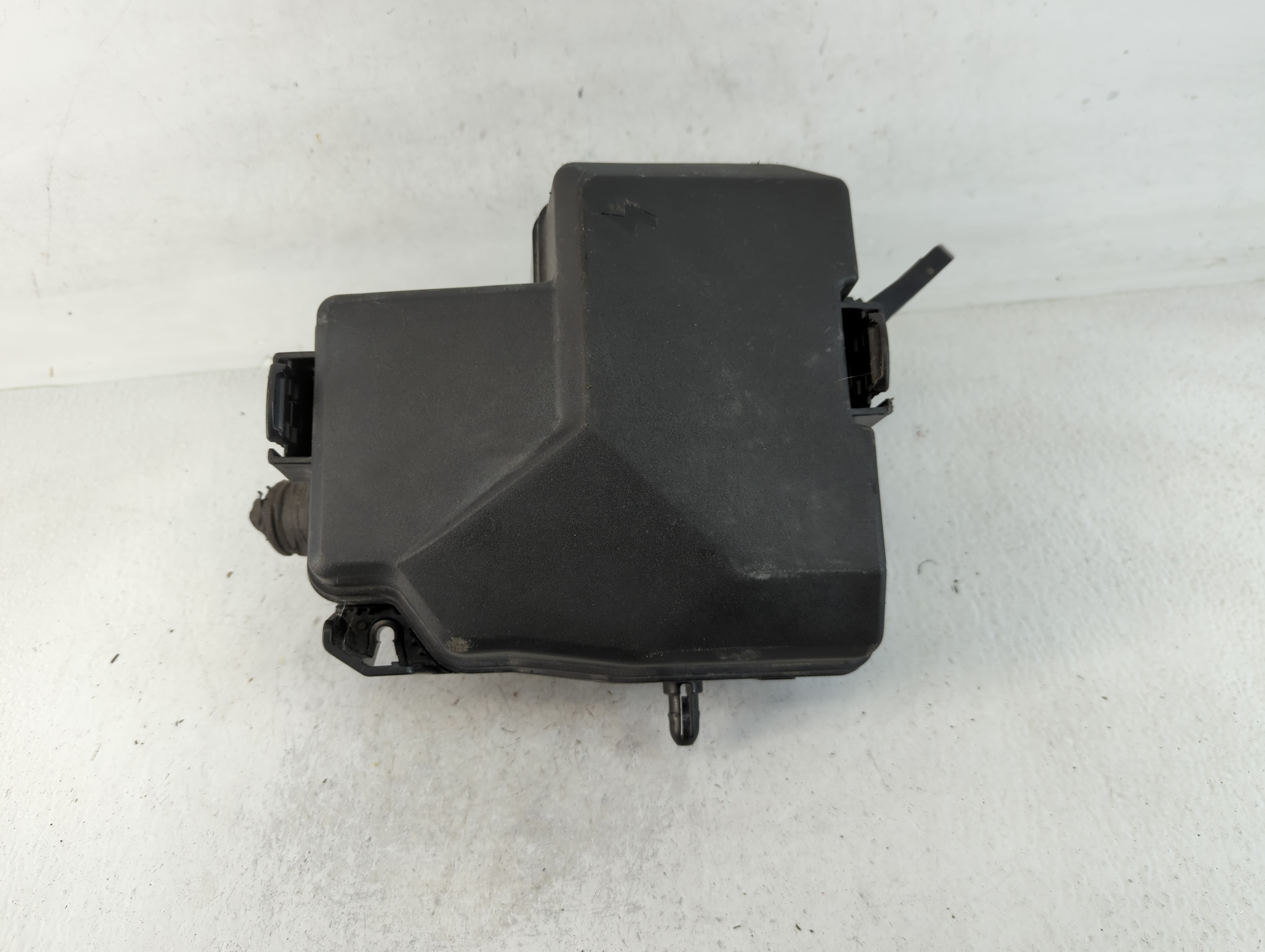 2021-2022 Hyundai Elantra Fusebox Fuse Box Relay Module 91956-aa020 761751 - Oemusedautoparts1.com