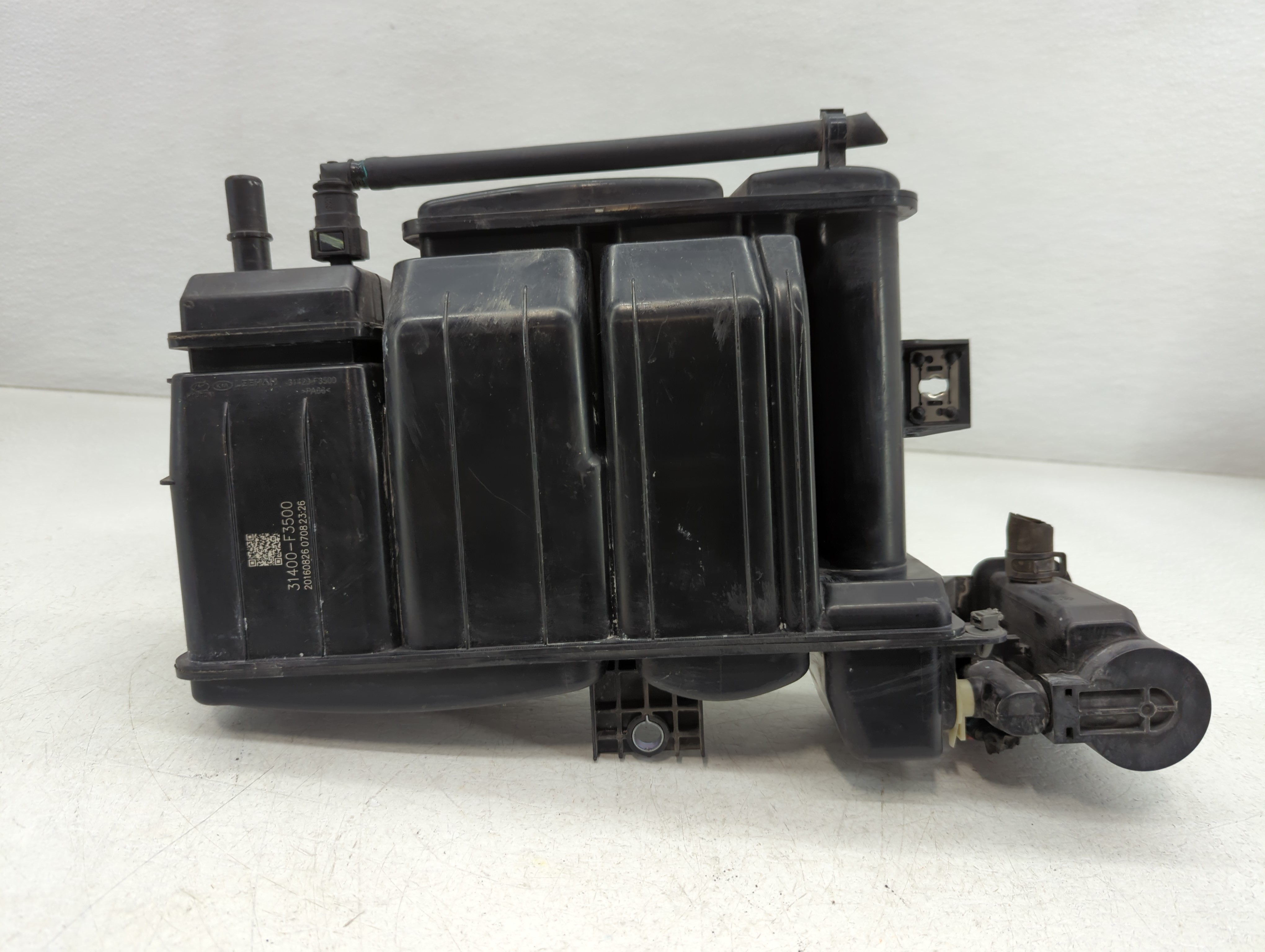 2017 Hyundai Elantra Fuel Vapor Charcoal Canister 761765 - Oemusedautoparts1.com