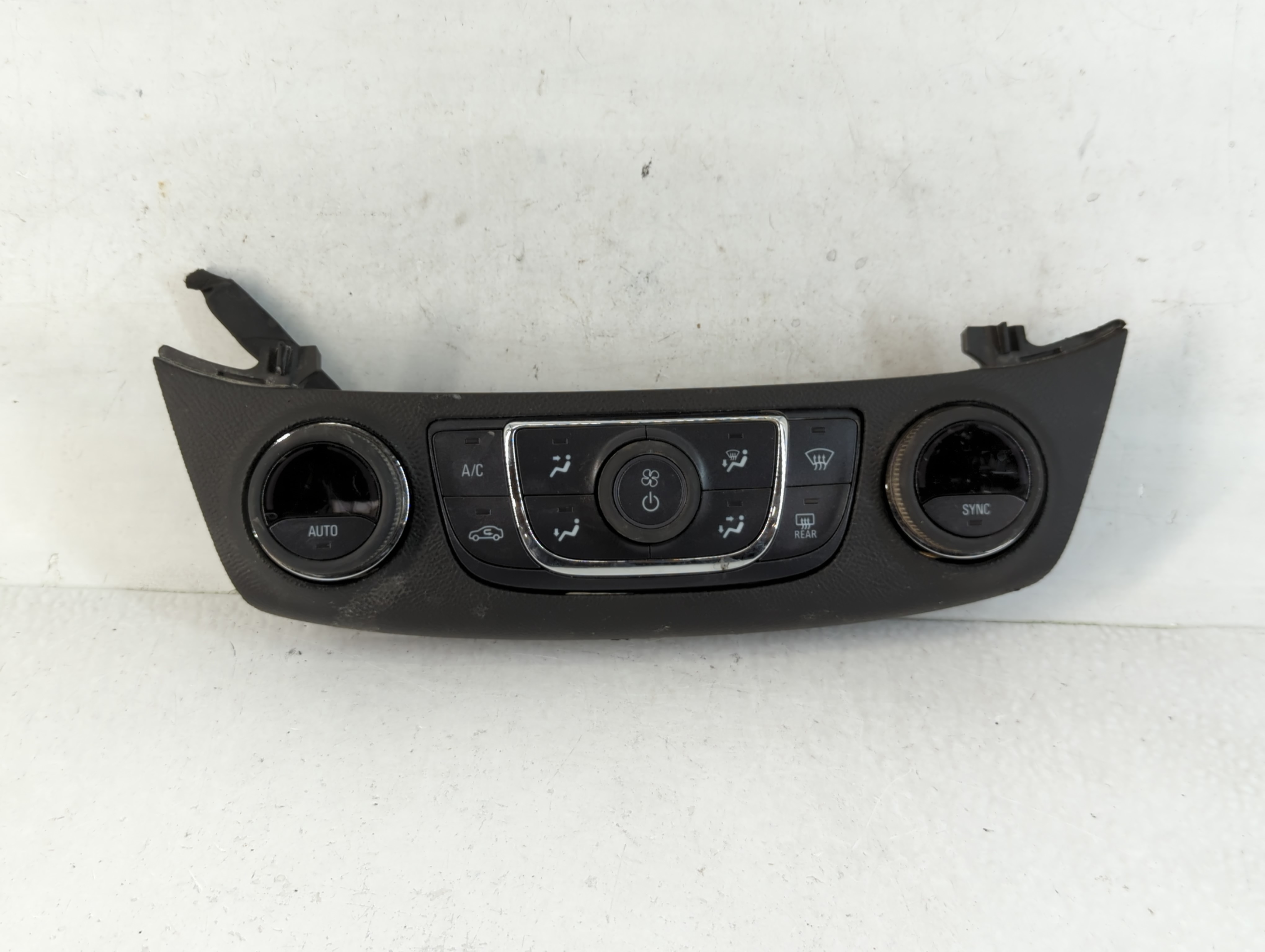 2014-2020 Chevrolet Impala Ac Heater Climate Control 23453509 761806 - Oemusedautoparts1.com