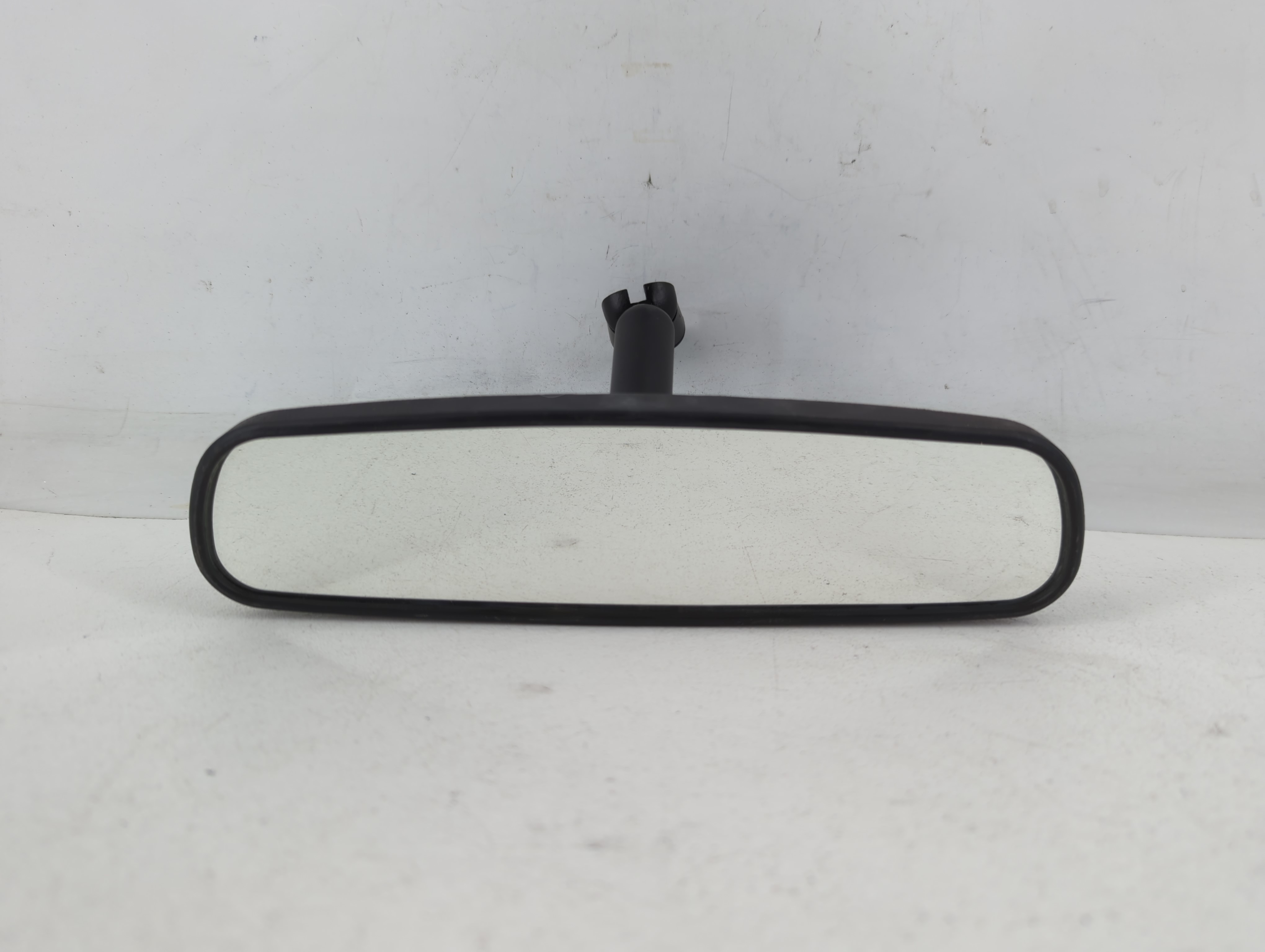 2017-2019 Ford Escape Interior Rear View Mirror Oem 761811 - Oemusedautoparts1.com