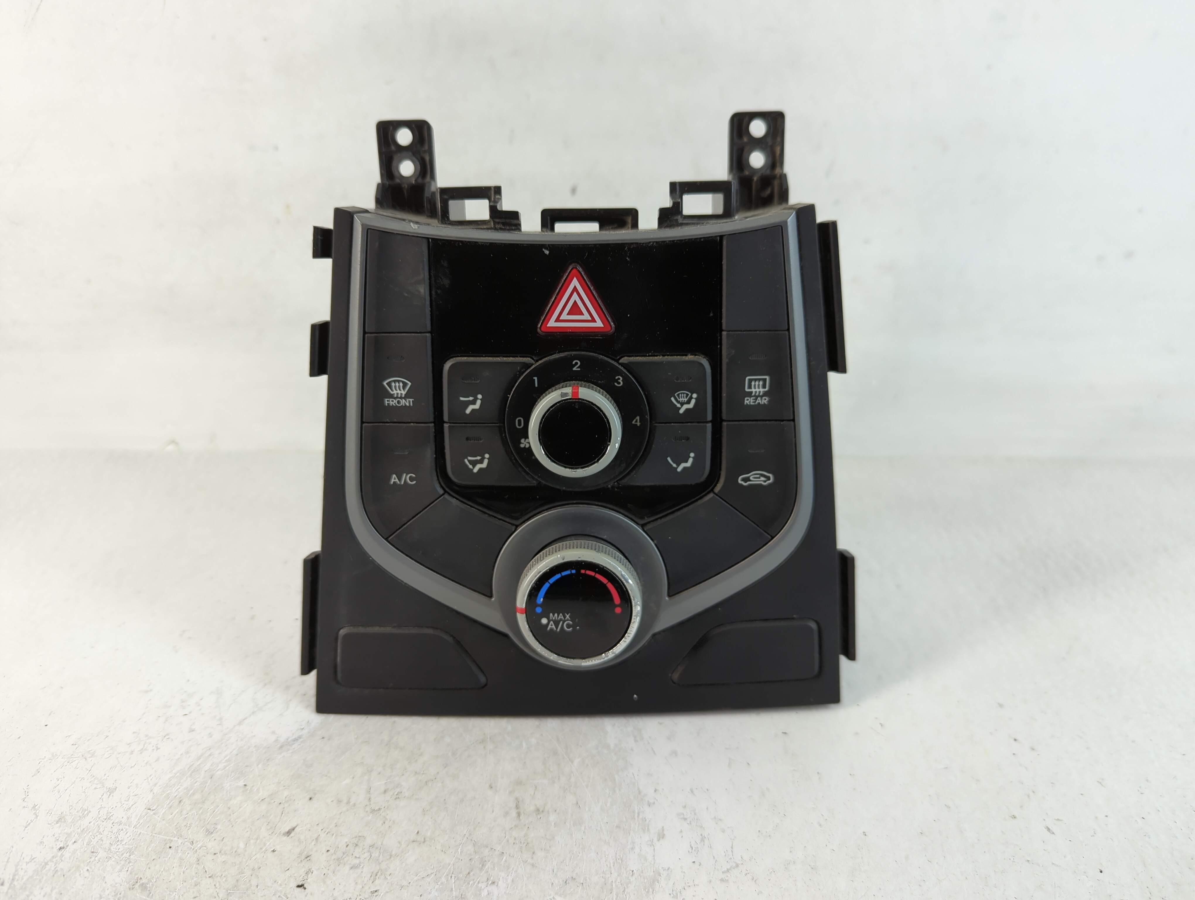 2014-2016 Hyundai Elantra Ac Heater Climate Control Temperature Oem 761821 - Oemusedautoparts1.com