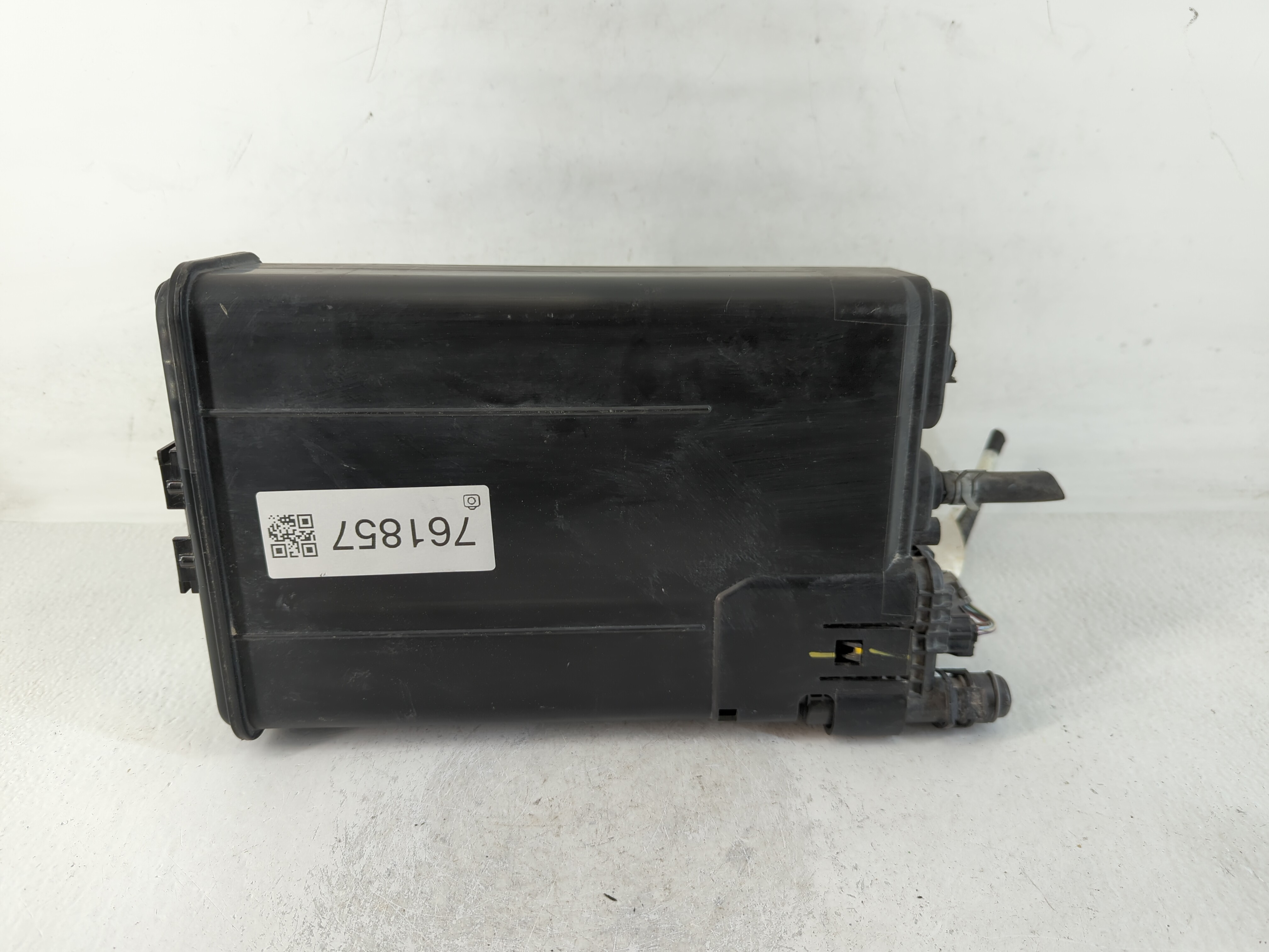 2017 Toyota Rav4 Fuel Vapor Charcoal Canister 761857 - Oemusedautoparts1.com