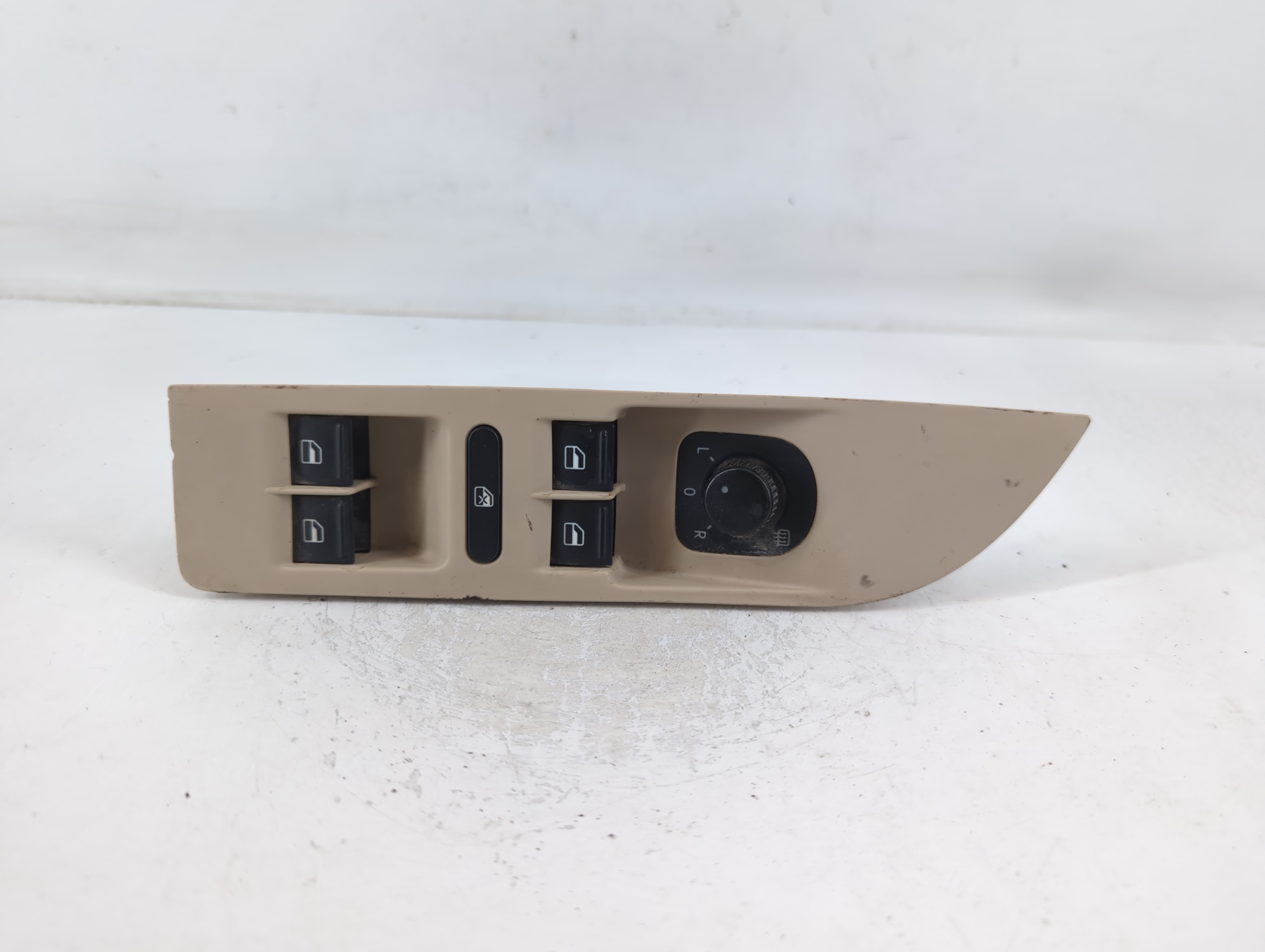 2009-2017 Volkswagen Cc Driver Left Door Master Power Window Switch 761863 - Oemusedautoparts1.com