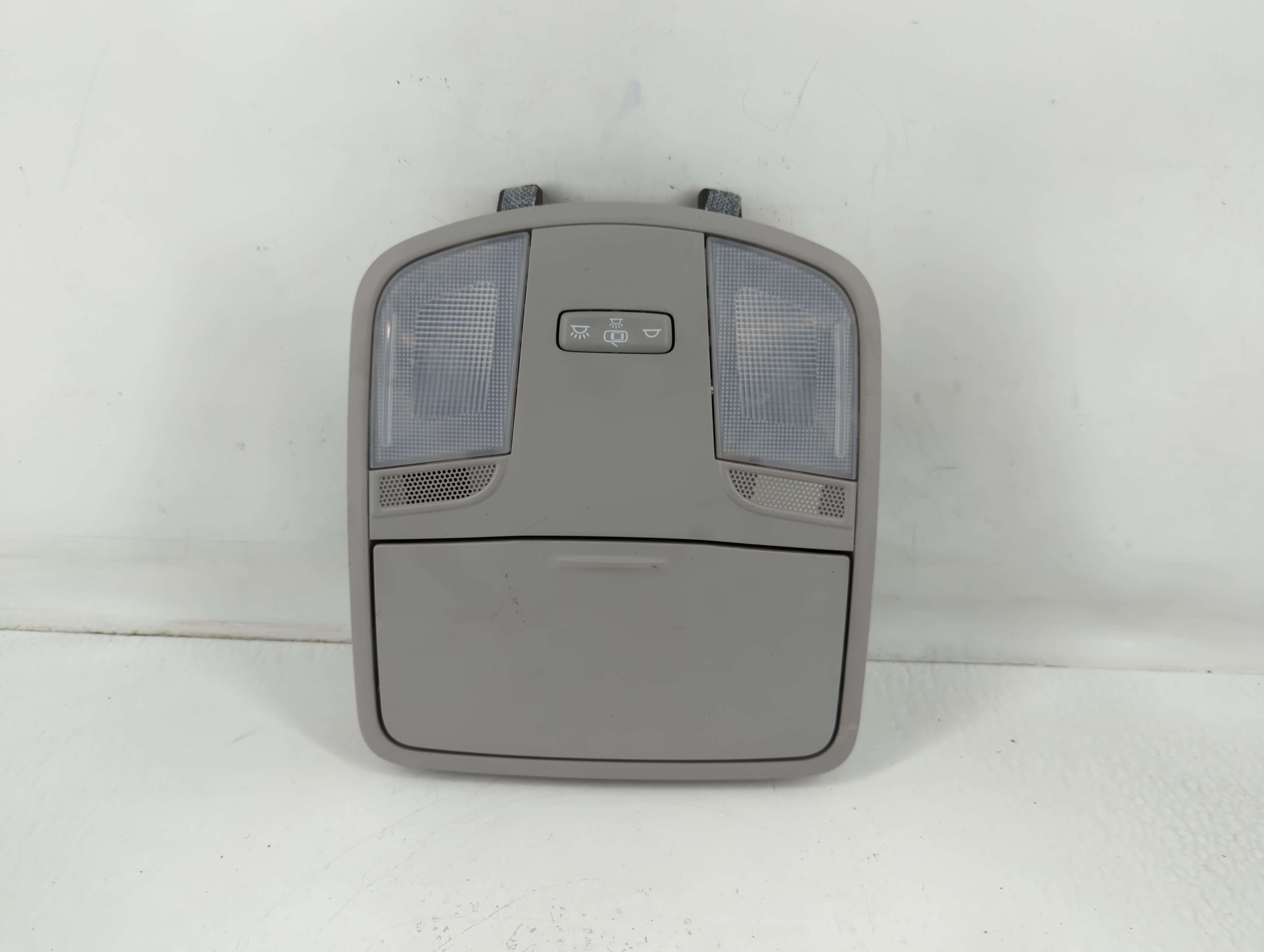 2020 Hyundai Elantra Overhead Roof Console 761882 - Oemusedautoparts1.com