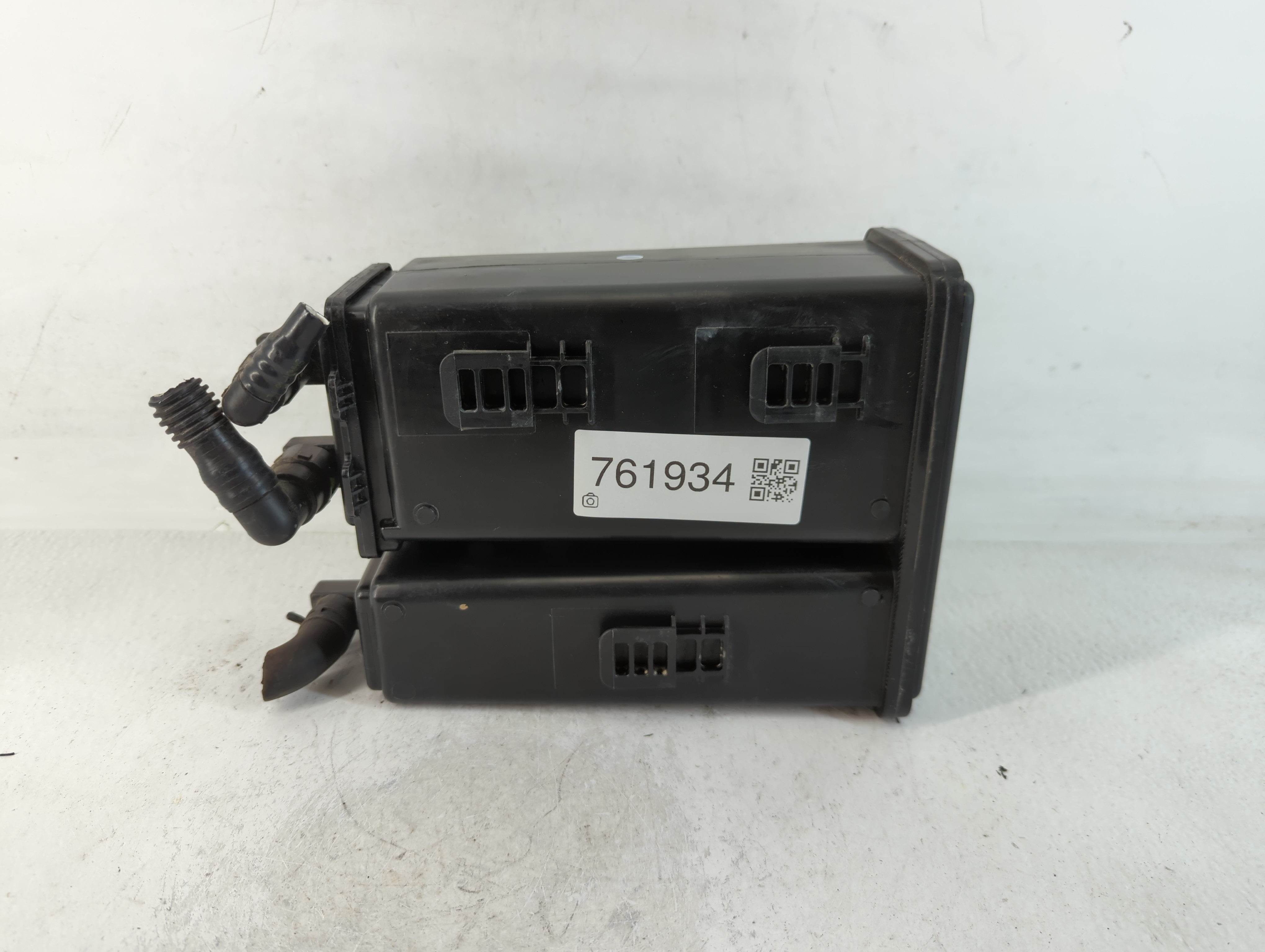 Picture of 2014 Mazda Cx-9 Fuel Vapor Charcoal Canister 761934