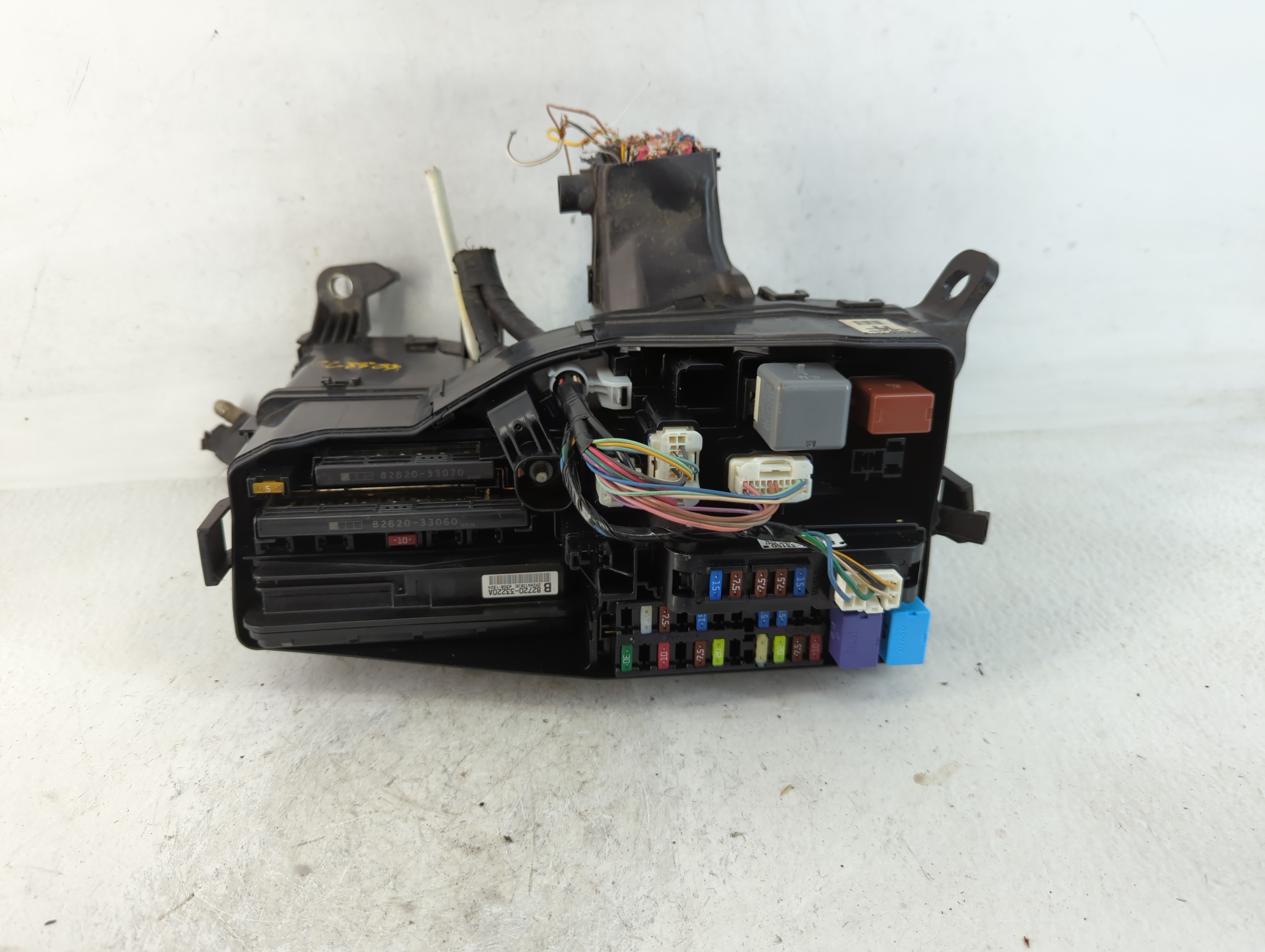 2012-2017 Toyota Camry Fusebox Fuse Box Relay Module 82720-33220a 761969 - Oemusedautoparts1.com