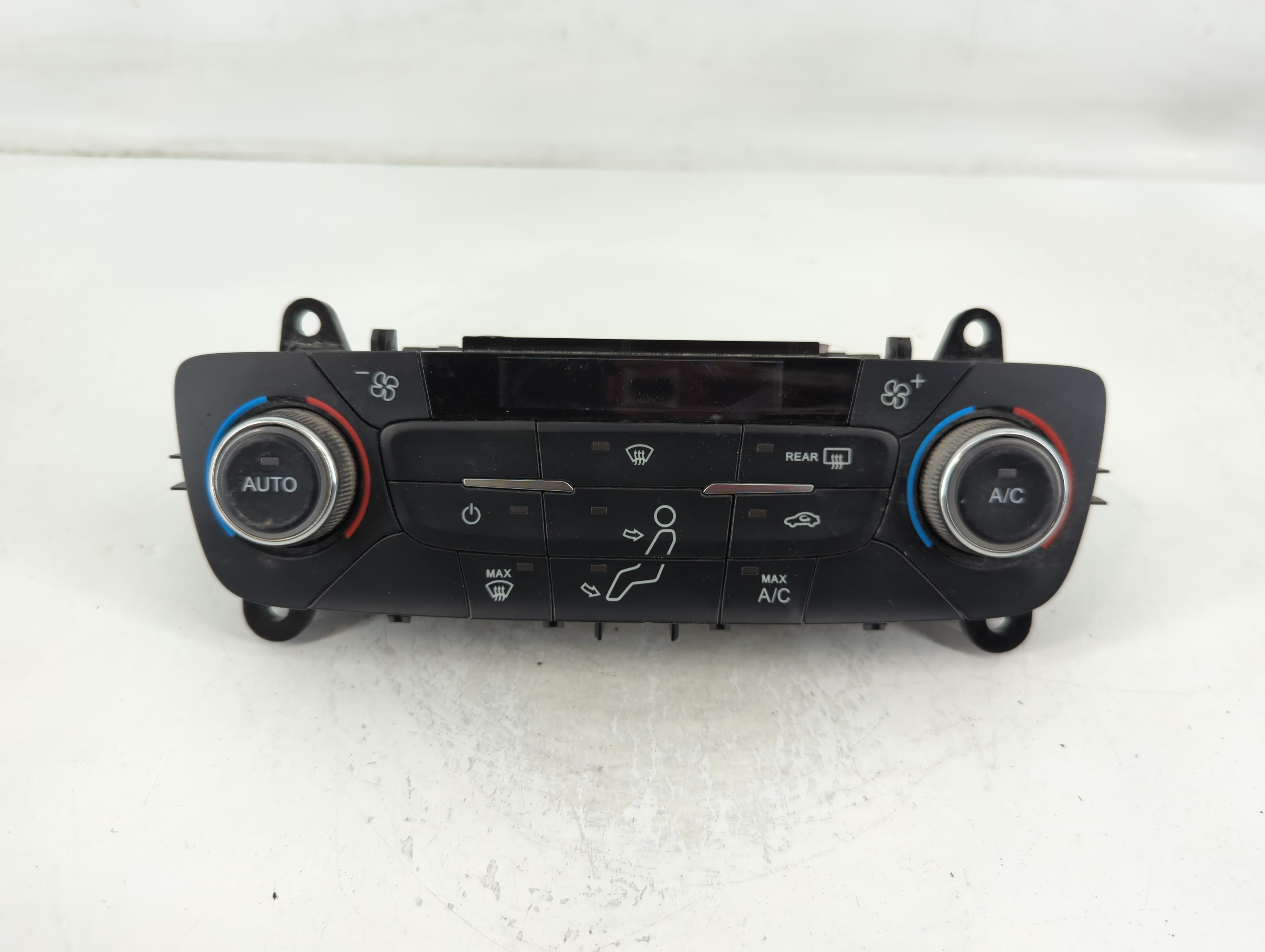 2017-2017 Ford Escape Ac Heater Climate Control Gj5t-18c612-ae 761994 - Oemusedautoparts1.com