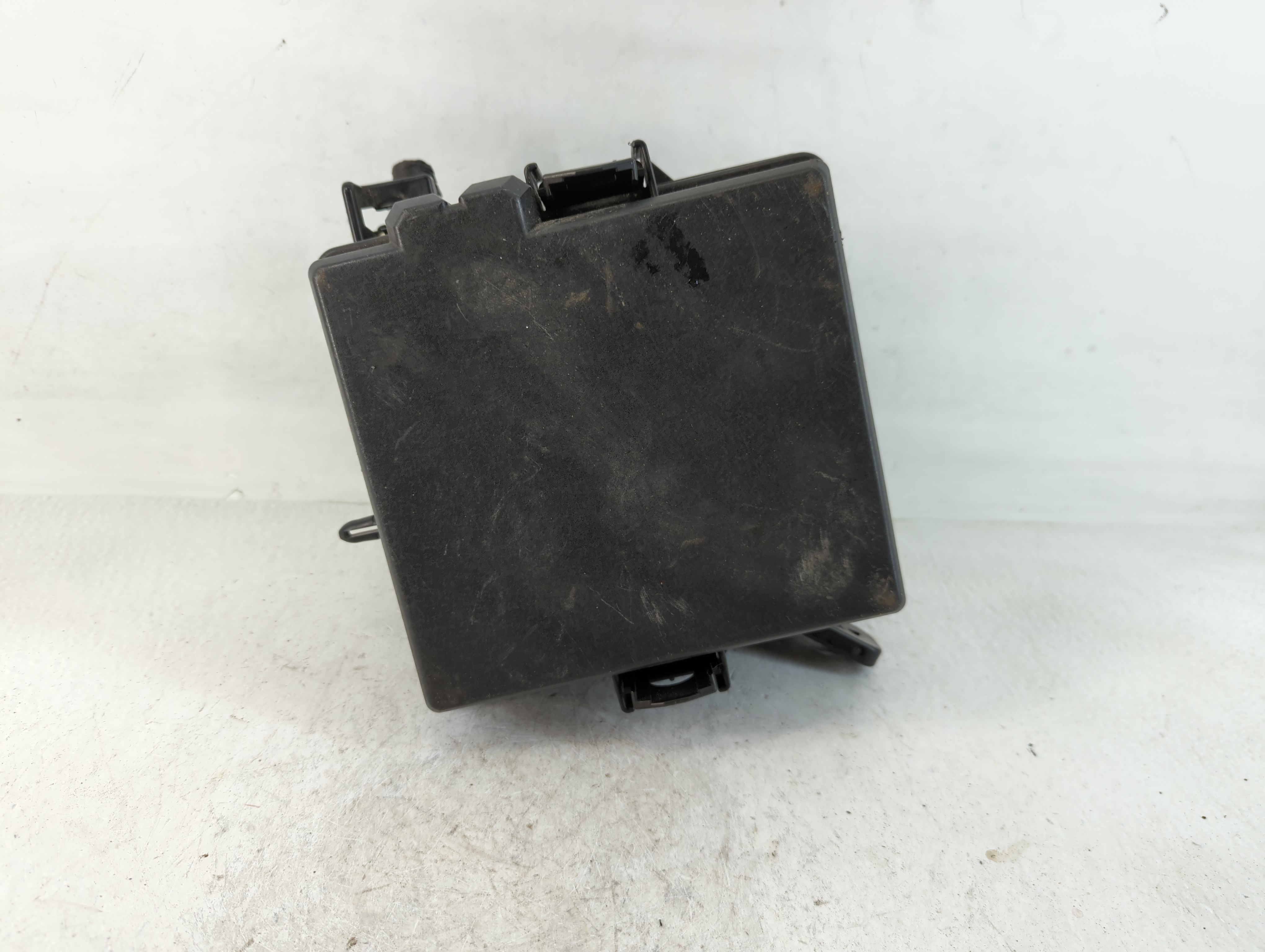 2016-2018 Hyundai Tucson Fusebox Fuse Box Relay Module N91422-d3152 762005 - Oemusedautoparts1.com