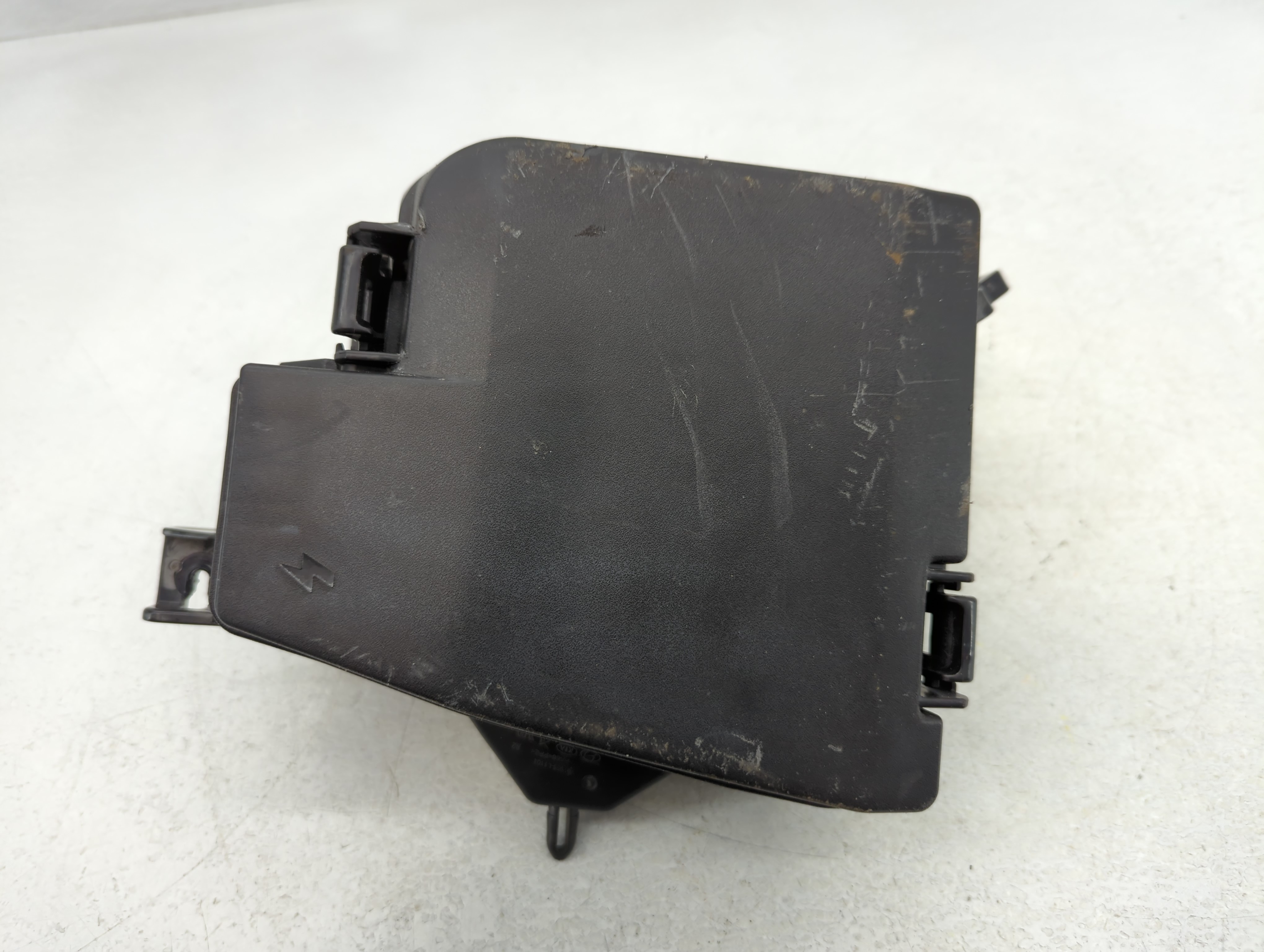 2020-2023 Hyundai Sonata Fusebox Fuse Box Relay Module 762085 - Oemusedautoparts1.com