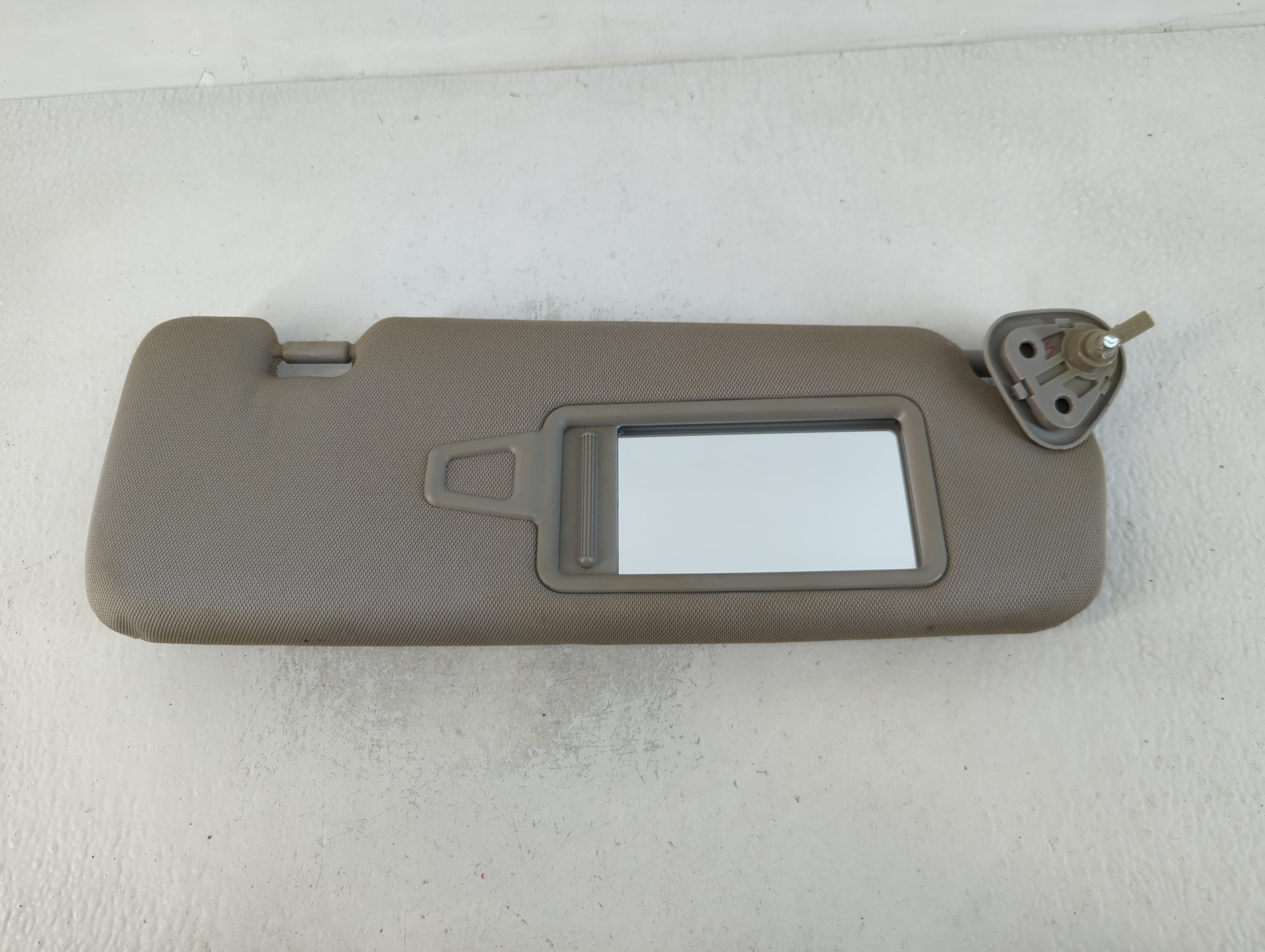 2011-2014 Hyundai Sonata Passenger Sun Visor Mirror Right Sunvisor Grey 762102 - Oemusedautoparts1.com