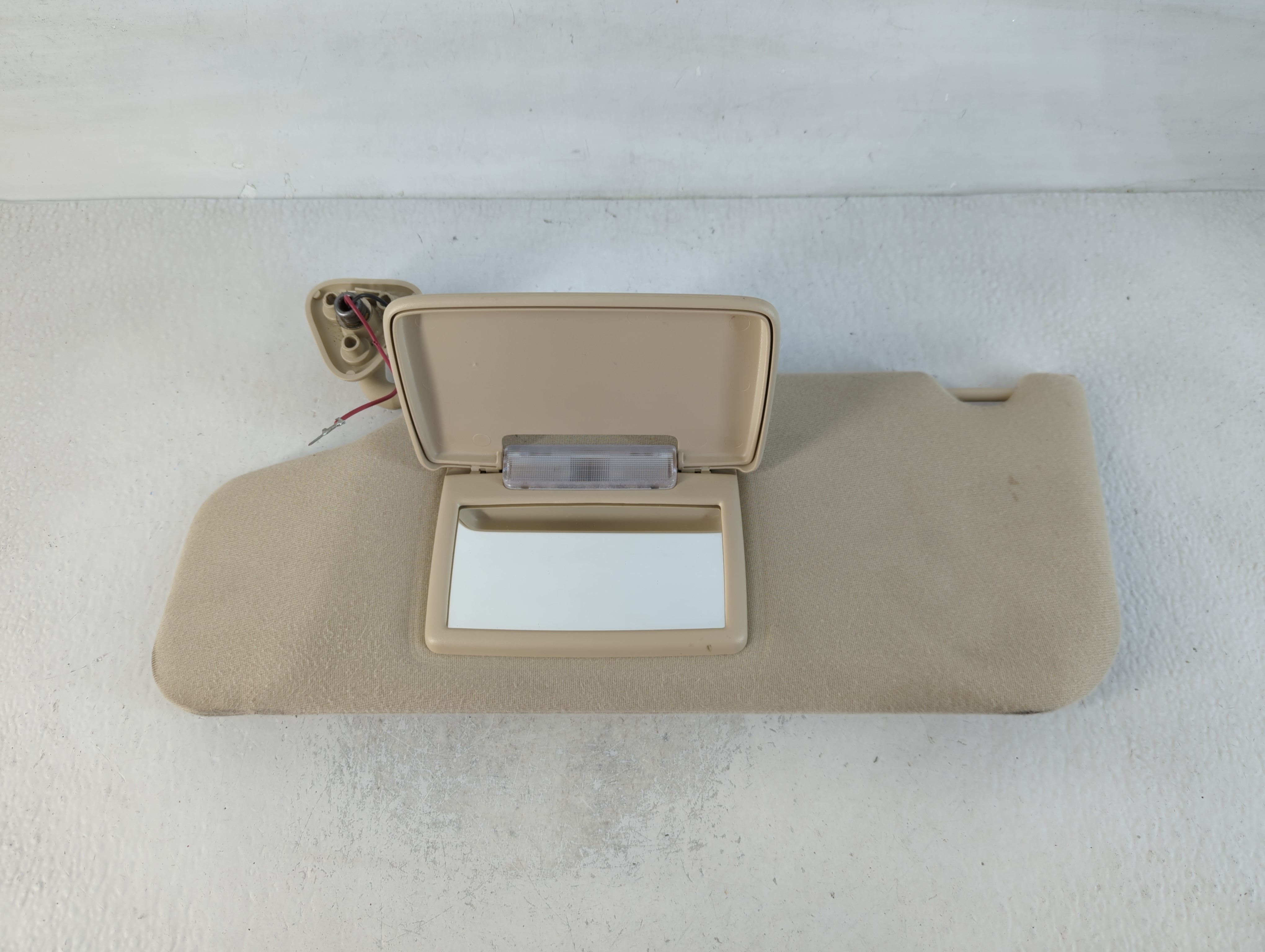 2008-2009 Mercury Sable Driver Sun Visor Mirror Left Sunvisor Tan 762134 - Oemusedautoparts1.com