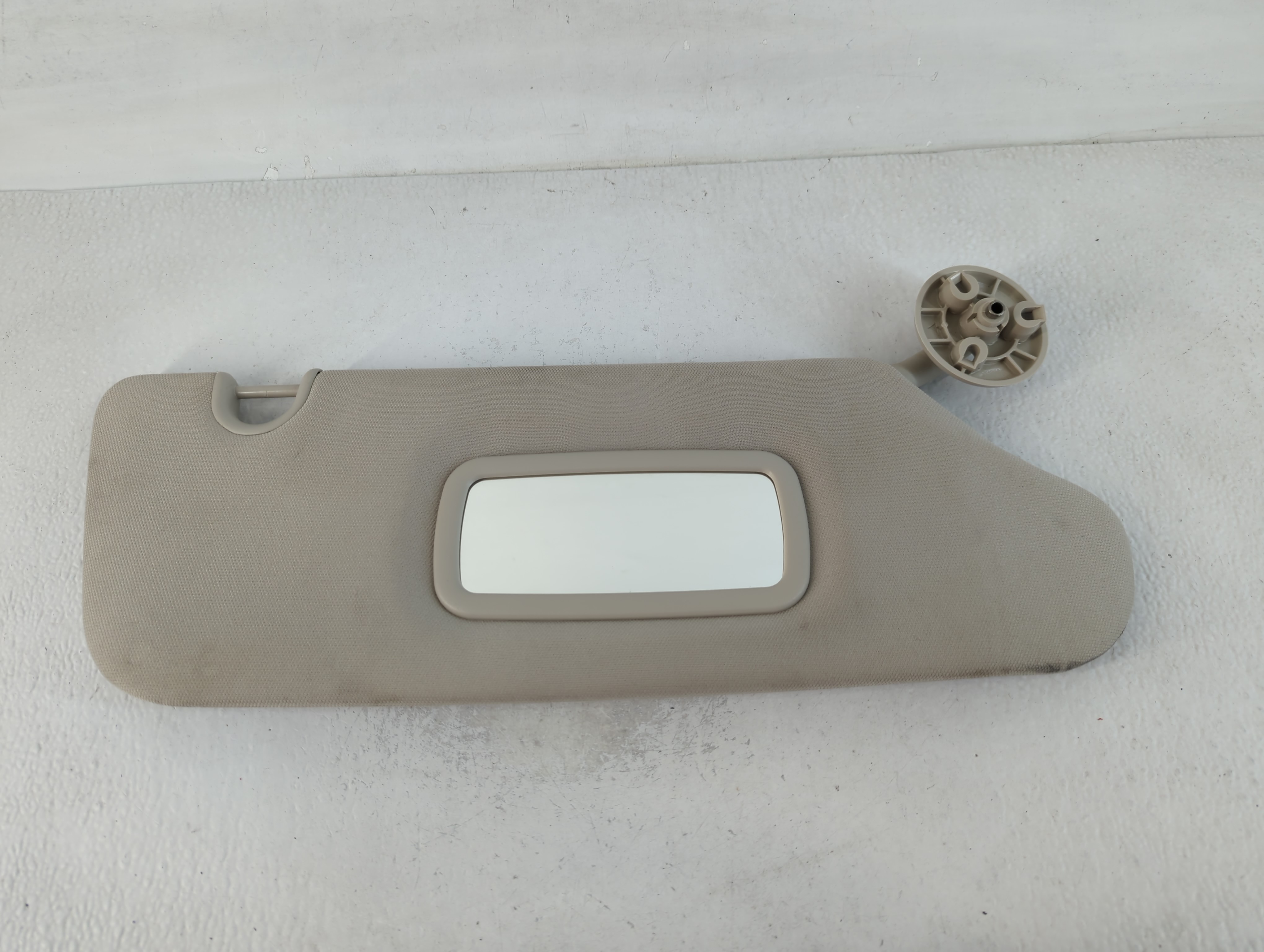 Picture of Dodge Caravan Passenger Sun Visor Mirror Right Sunvisor Grey 762136