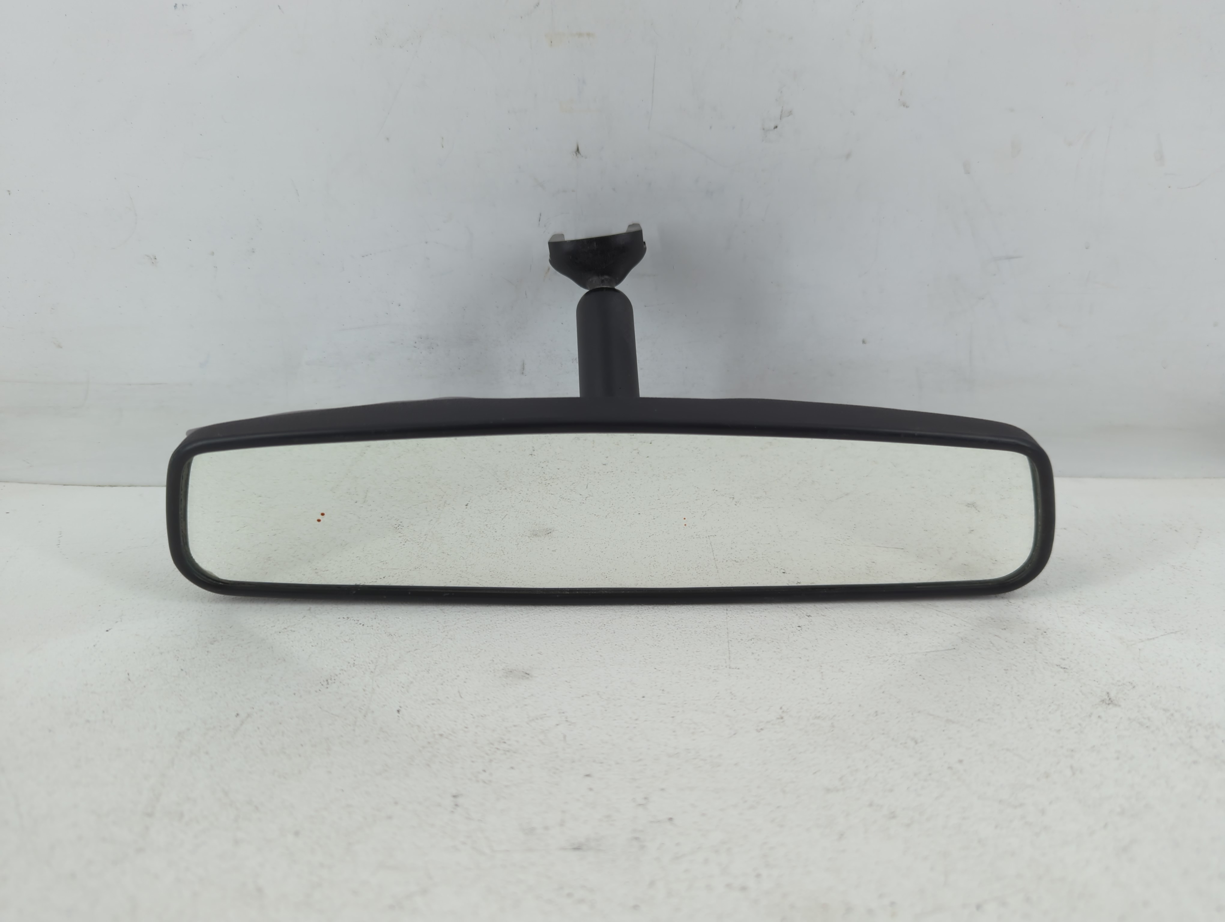2017-2018 Hyundai Elantra Interior Rear View Mirror Oem 762215 - Oemusedautoparts1.com