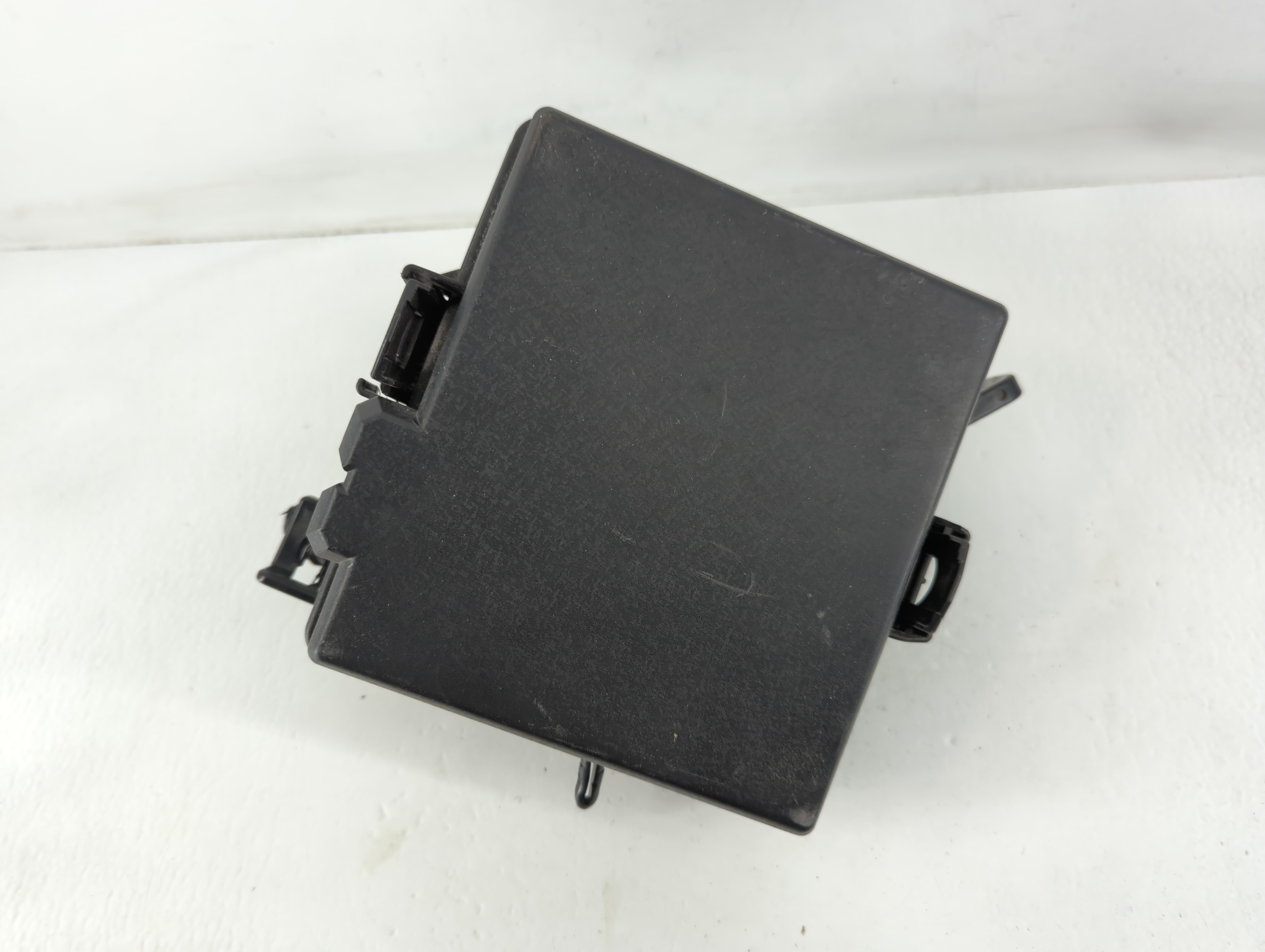 2016-2018 Hyundai Tucson Fusebox Fuse Box Relay Module 91941-d3023 762304 - Oemusedautoparts1.com