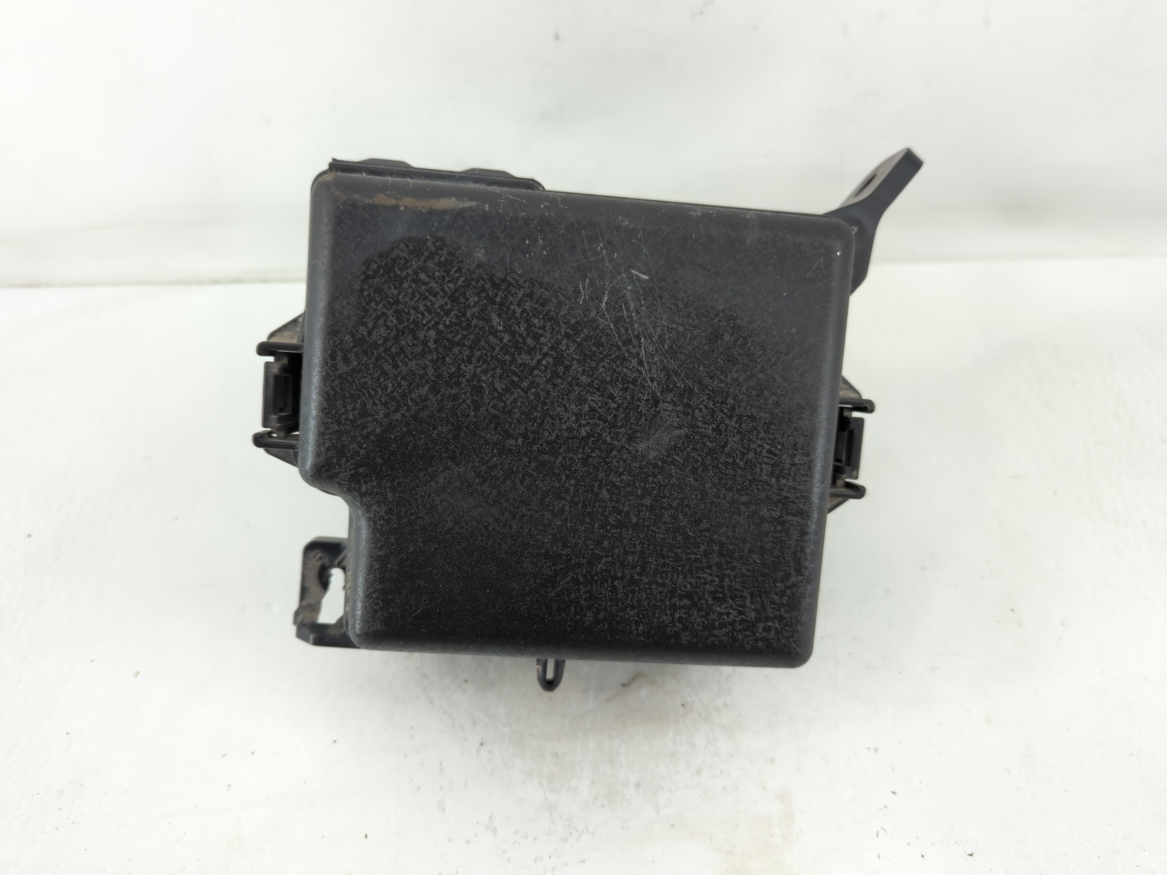 2014-2014 Kia Soul Fusebox Fuse Box Relay Module 91950-b2090 762305 - Oemusedautoparts1.com