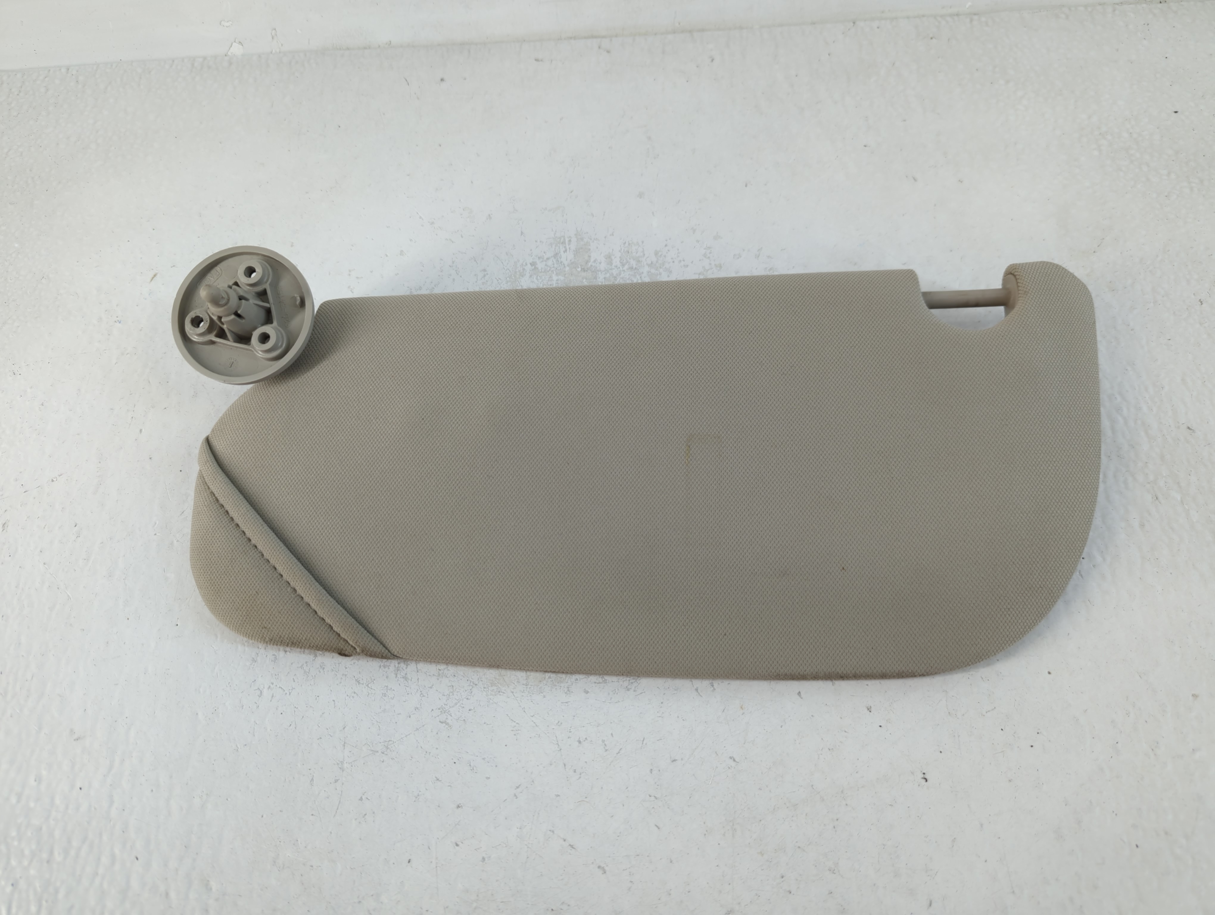 2005-2010 Chevrolet Cobalt Driver Sun Visor Mirror Left Sunvisor Grey 762360 - Oemusedautoparts1.com