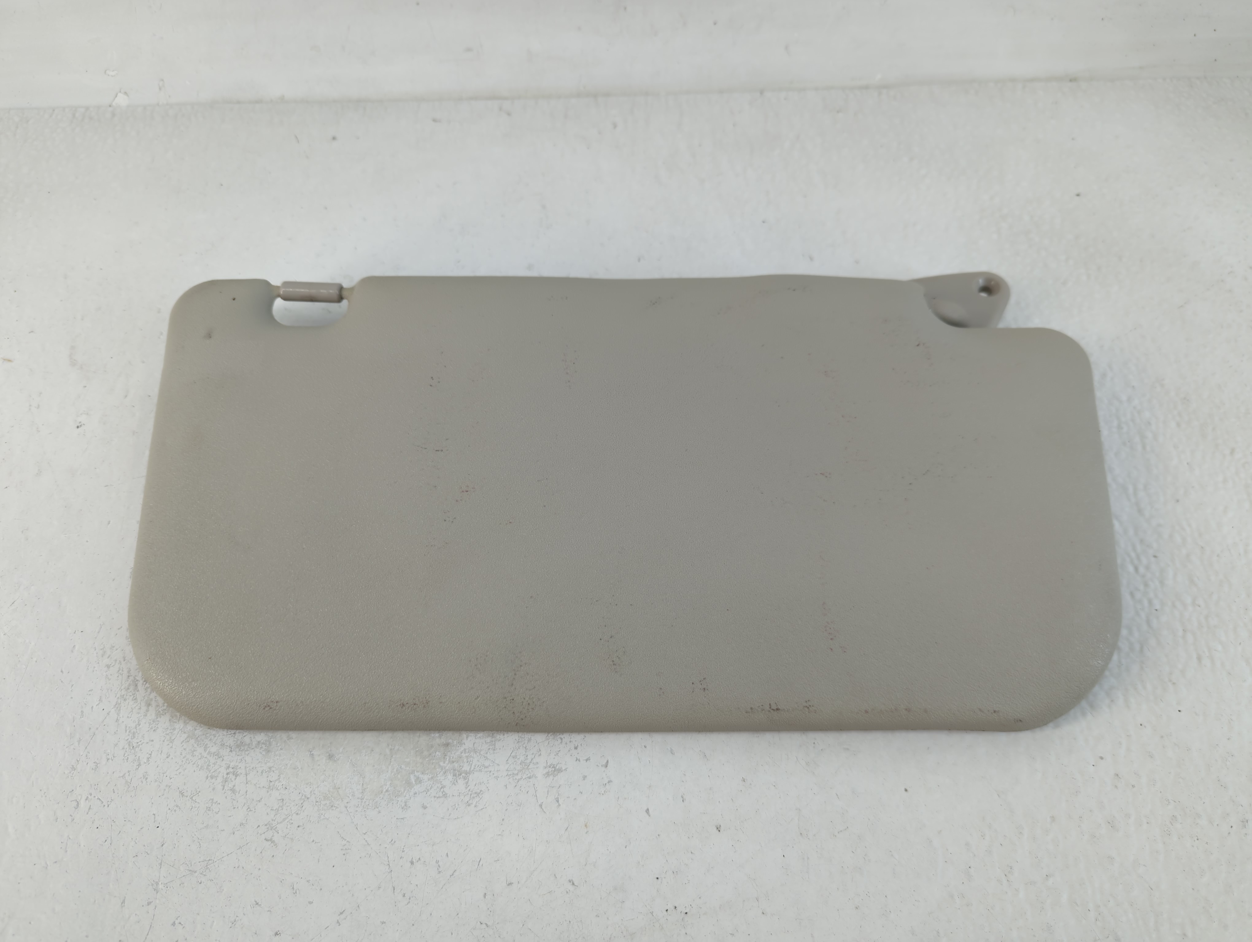 2014-2014 Mitsubishi Mirage Passenger Sun Visor Mirror Right Sunvisor 762363 - Oemusedautoparts1.com